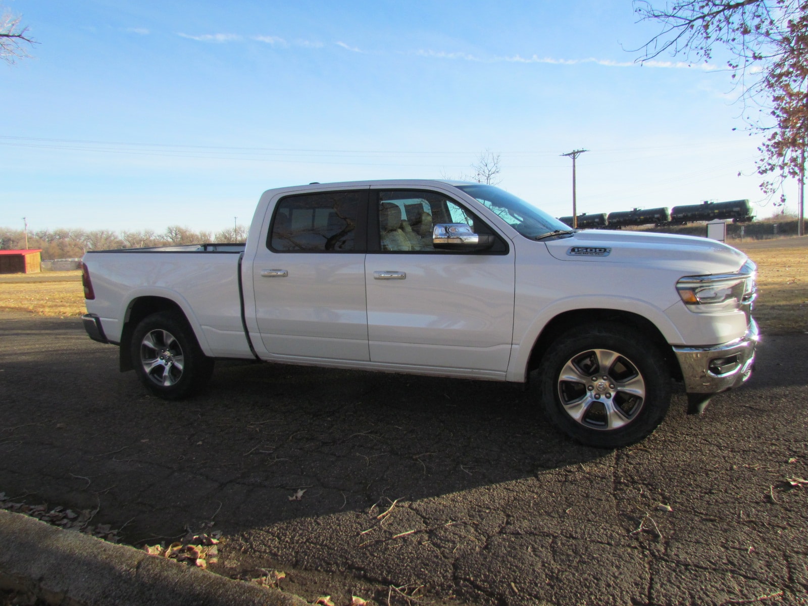 Used 2020 RAM Ram 1500 Pickup Laramie with VIN 1C6SRFRTXLN272438 for sale in Miles City, MT