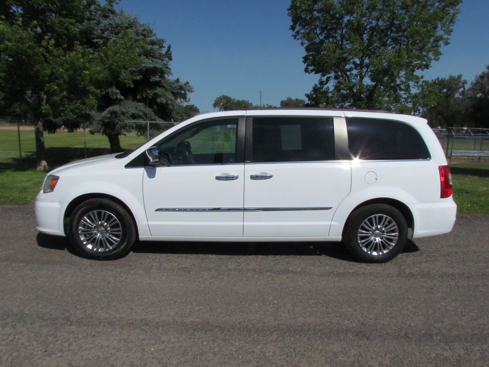 Used 2014 Chrysler Town & Country Touring-L with VIN 2C4RC1CG8ER228015 for sale in Miles City, MT