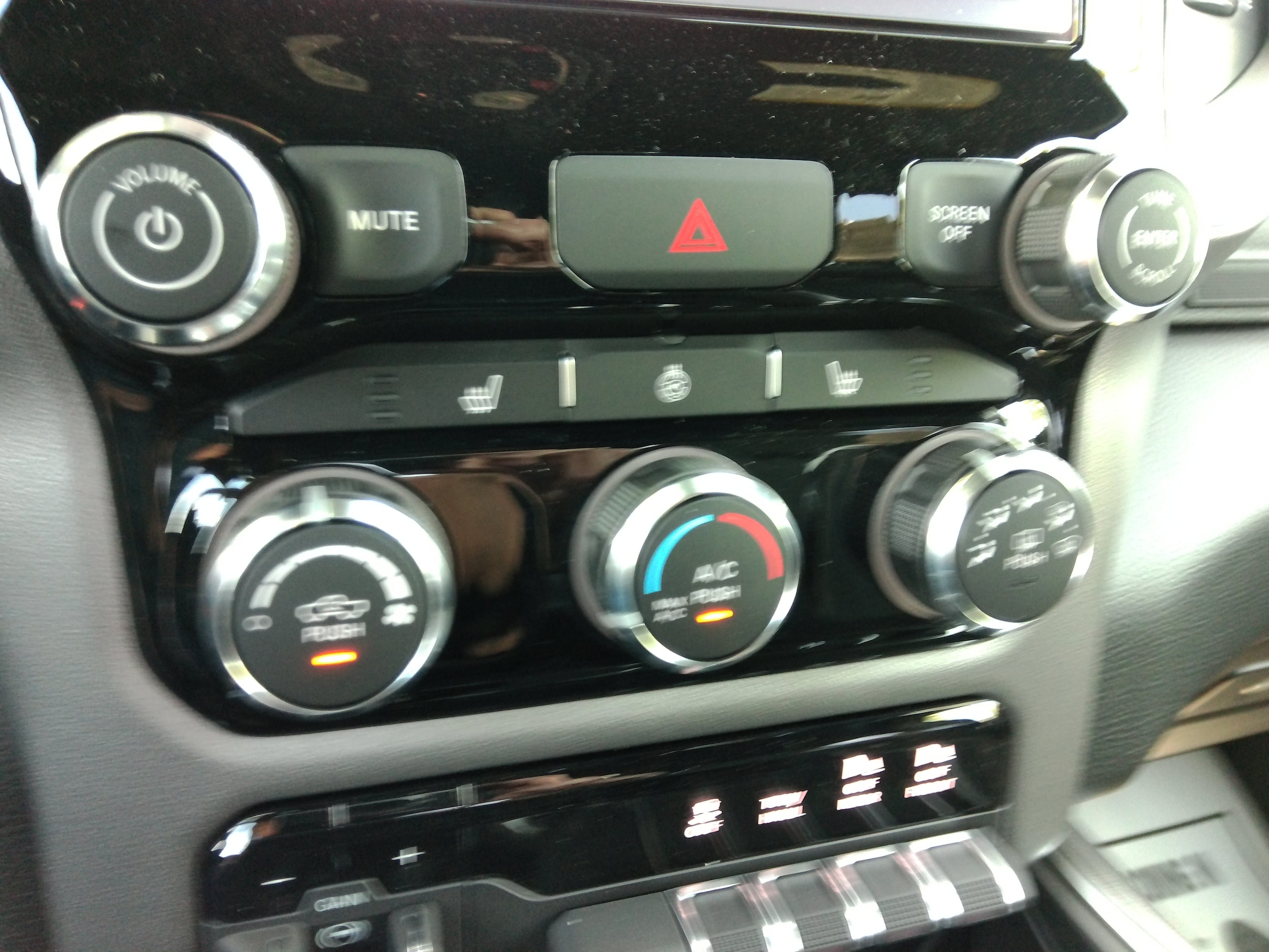 2026 RAM 3500 Big Horn - Photo 16