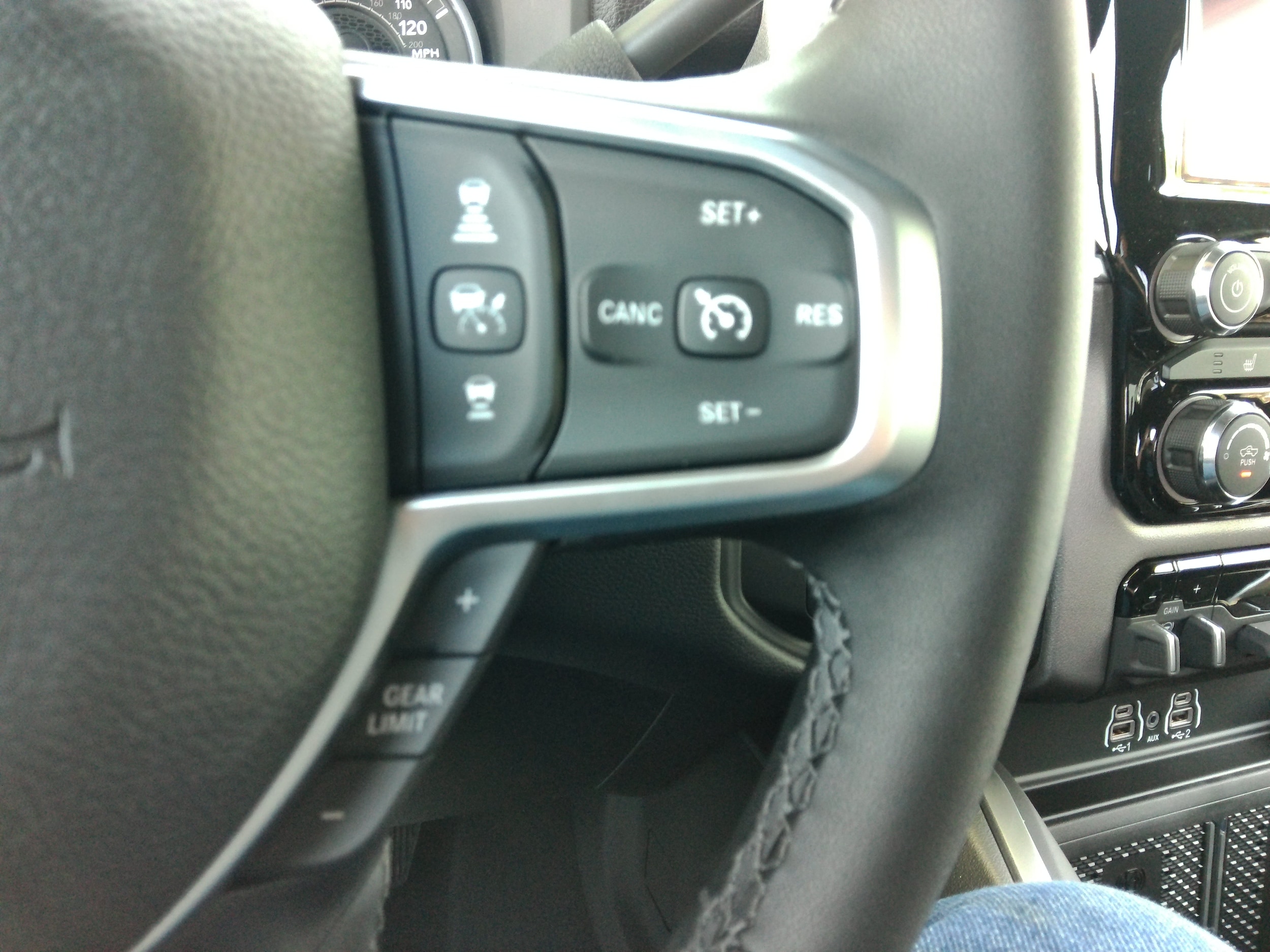 2026 RAM 3500 Big Horn - Photo 12
