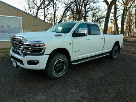 2026 Ram 3500 LARAMIE CREW CAB 4X4 8' BOX Pickup
