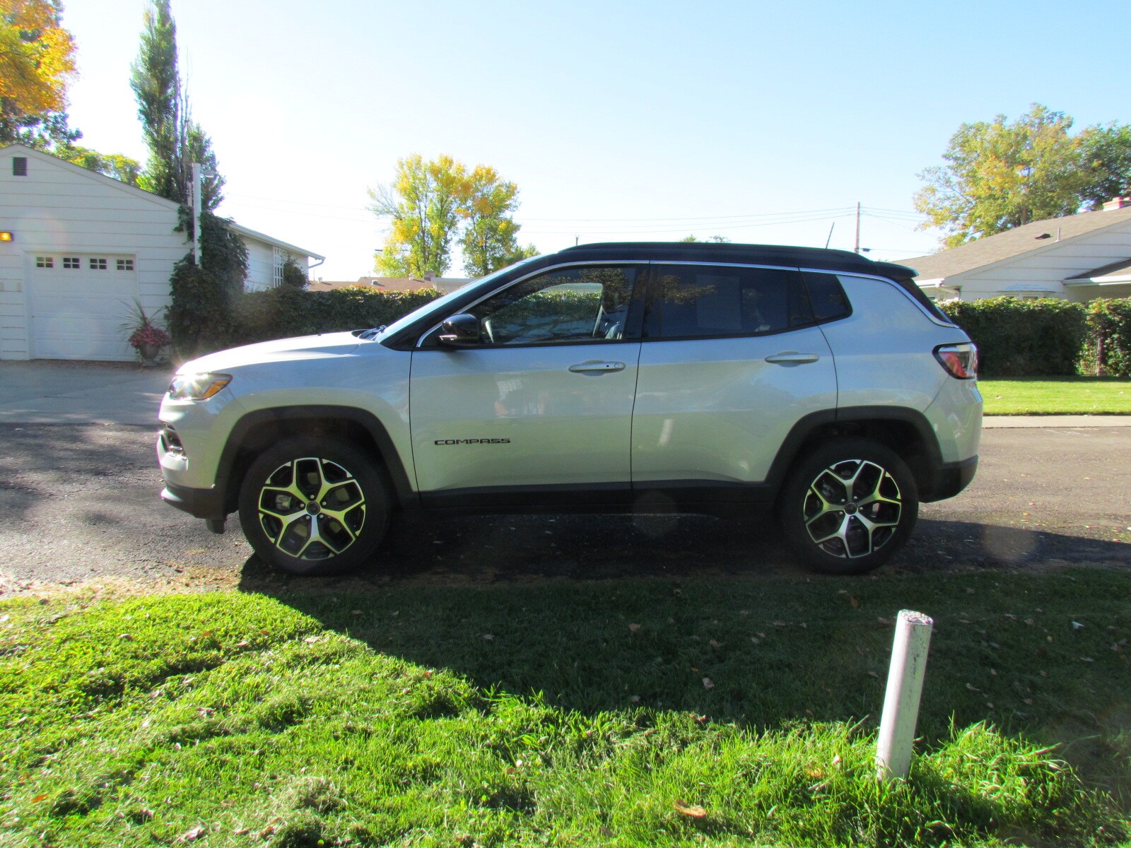 2025 Jeep Compass Limited photo 2