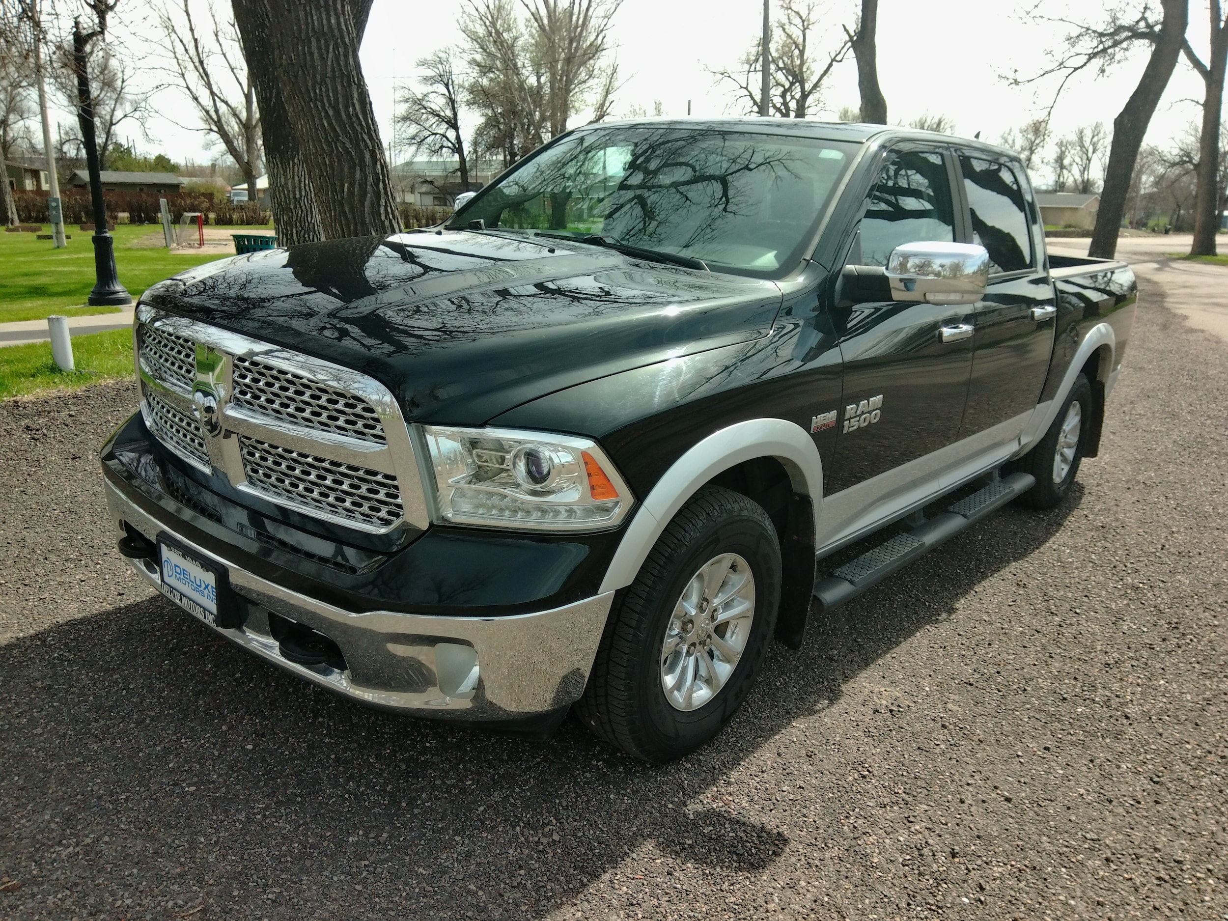 2016 RAM Ram 1500 Pickup Laramie
