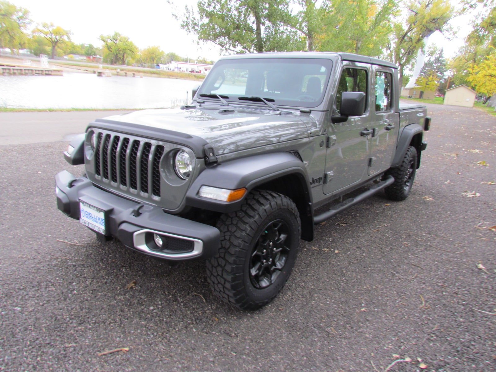 2023 Jeep Gladiator Sport's photo