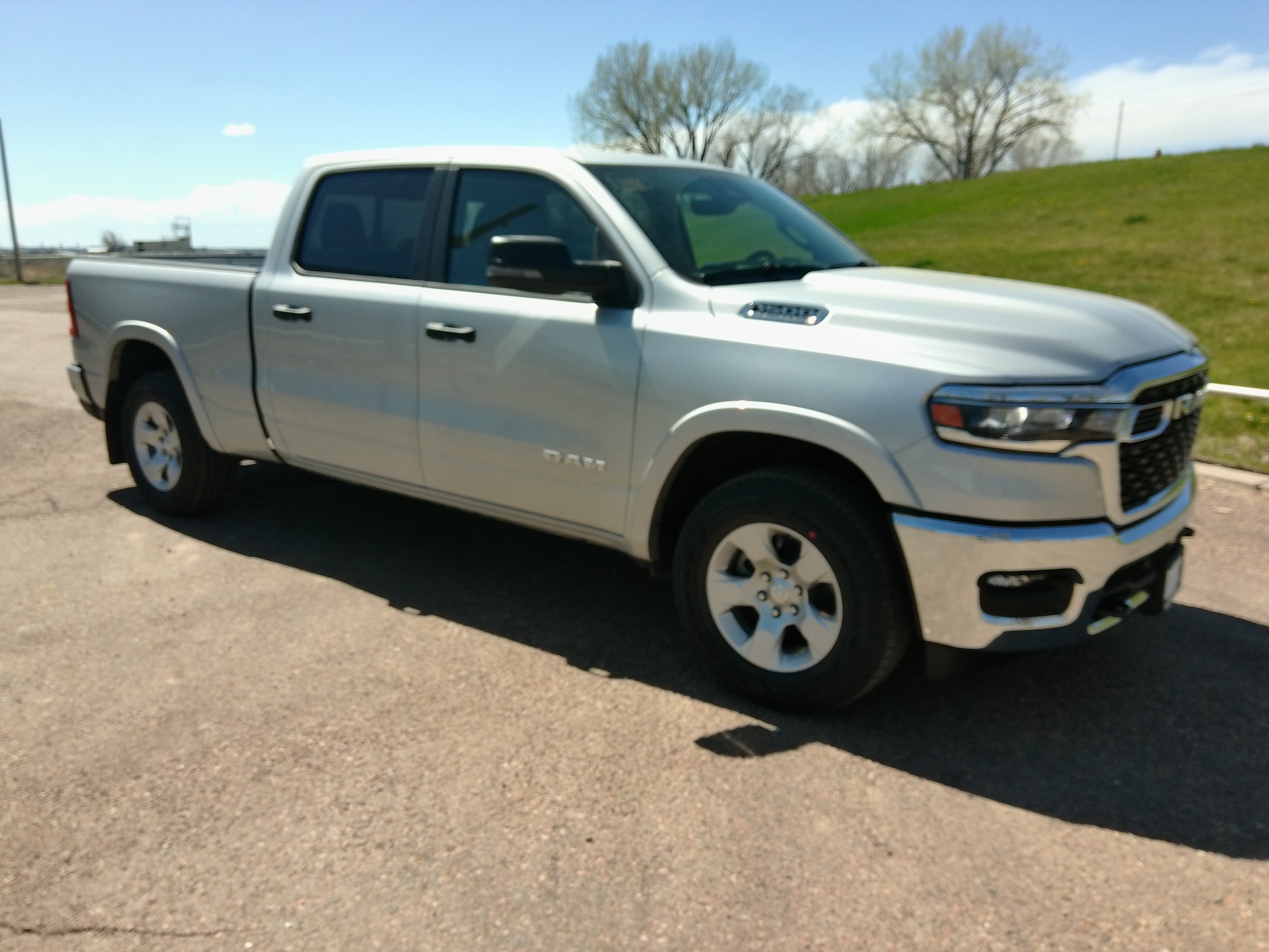 2026 RAM 1500 Big Horn/Lone Star 4x4 Crew Cab 6'4's photo