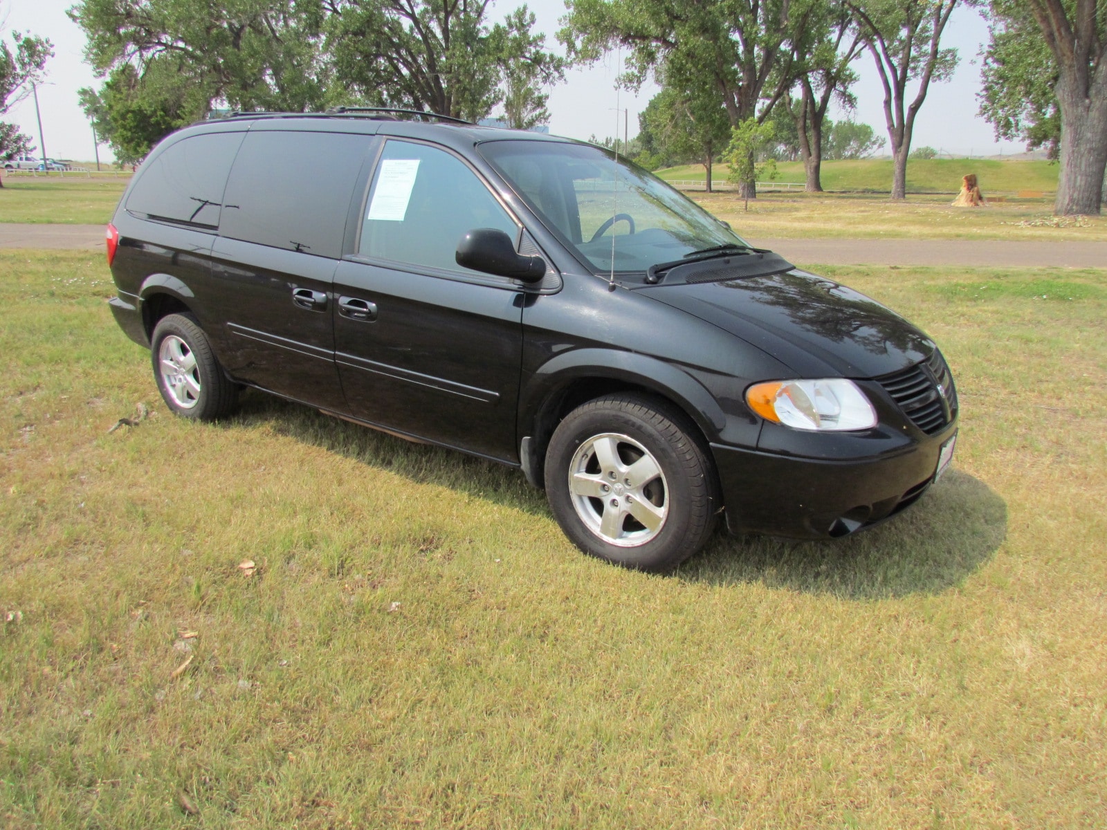 Used 2007 Dodge Grand Caravan SXT with VIN 2D4GP44L67R272058 for sale in Miles City, MT