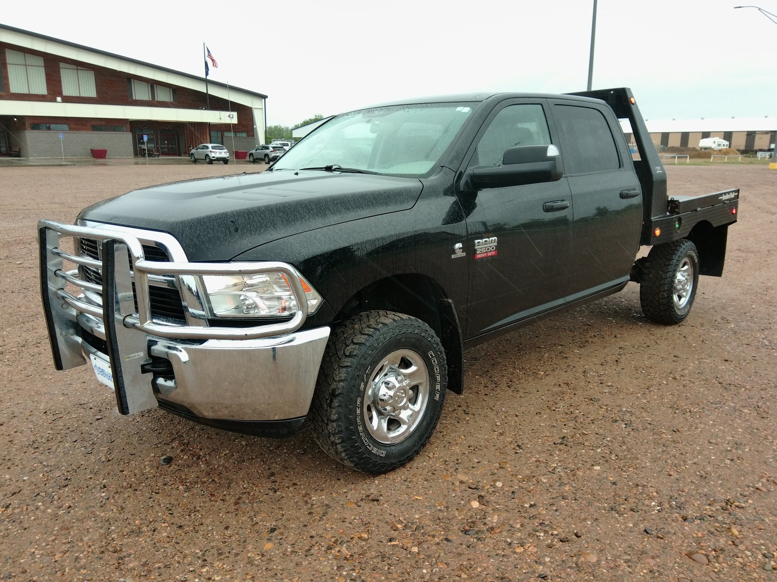 2012 RAM 2500 ST 4X4 Crew Cab SWB's photo