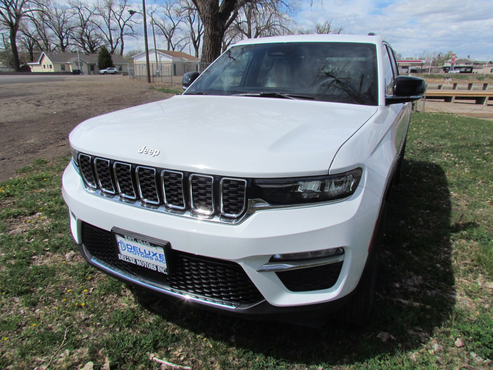 2025 Jeep Grand Cherokee Limited photo 4