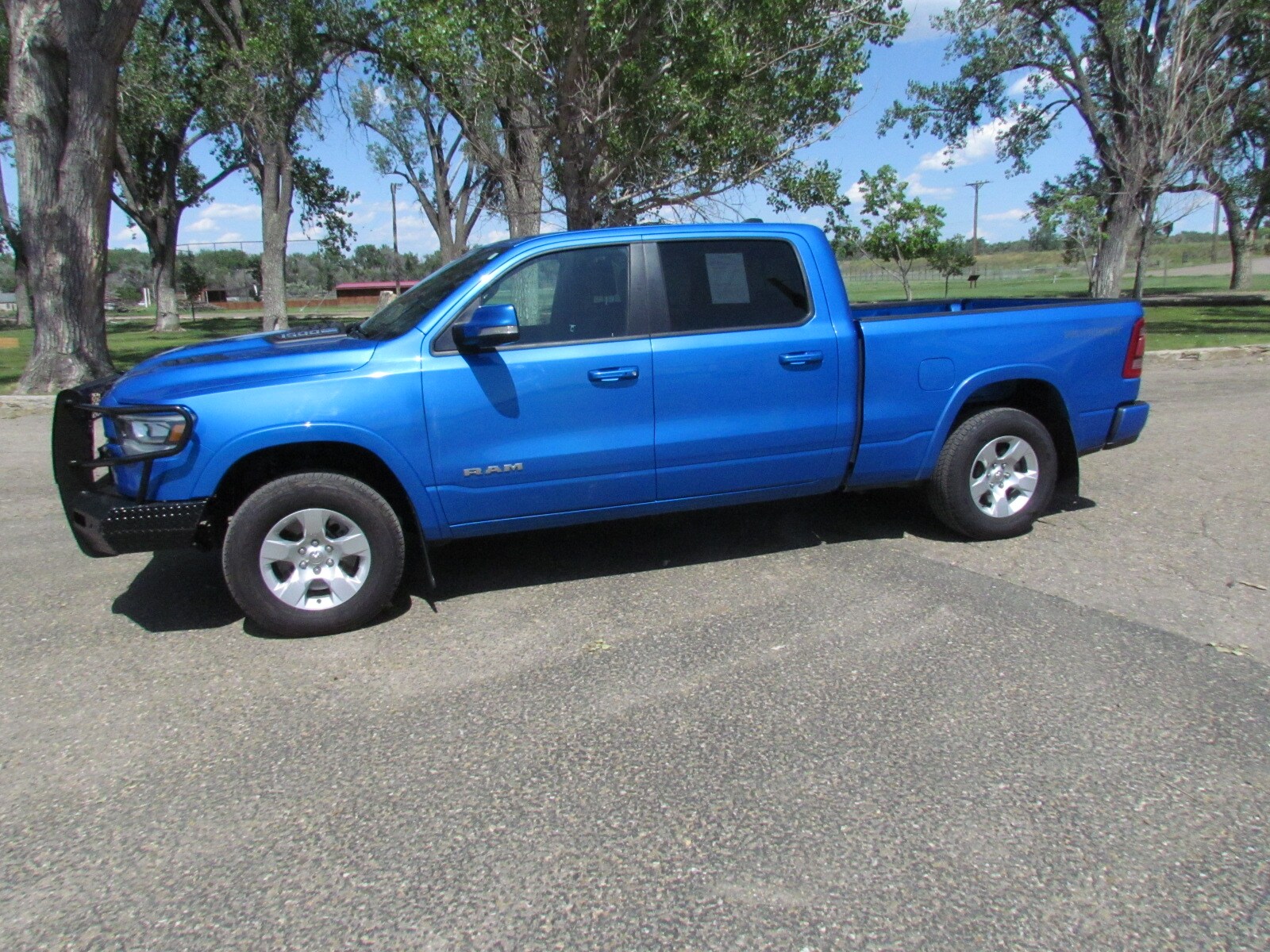 2021 Ram 1500 Laramie photo 2