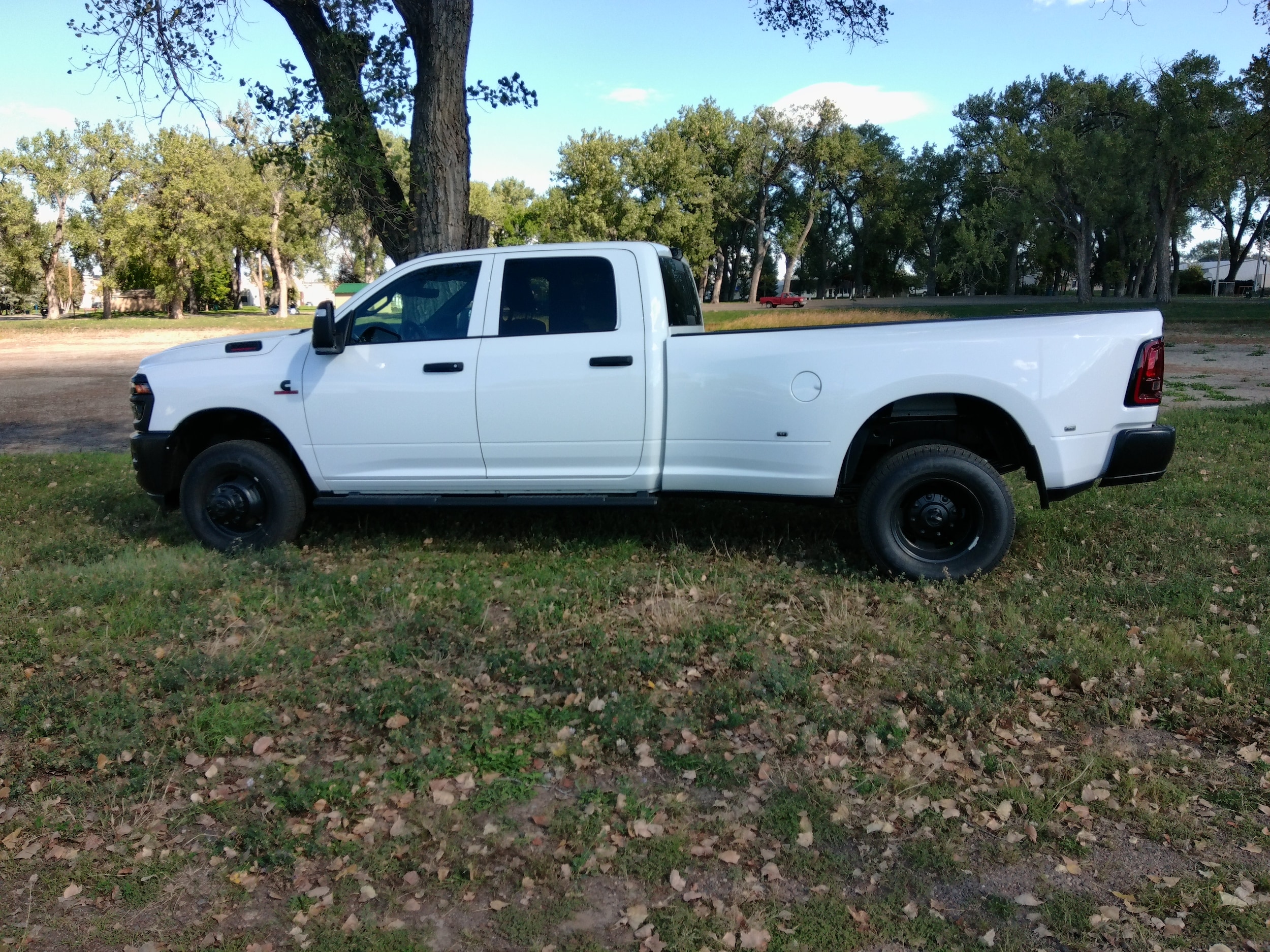 2026 RAM 3500 Tradesman - Photo 9