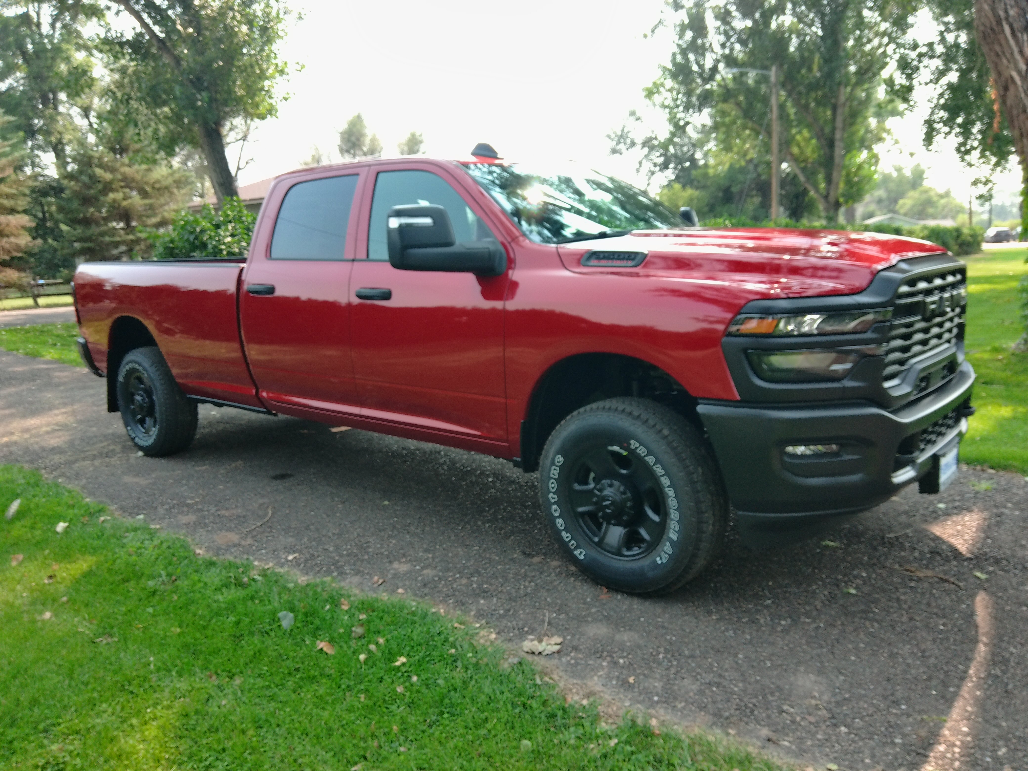 2026 Ram 3500 TRADESMAN CREW CAB 4X4 Pickup