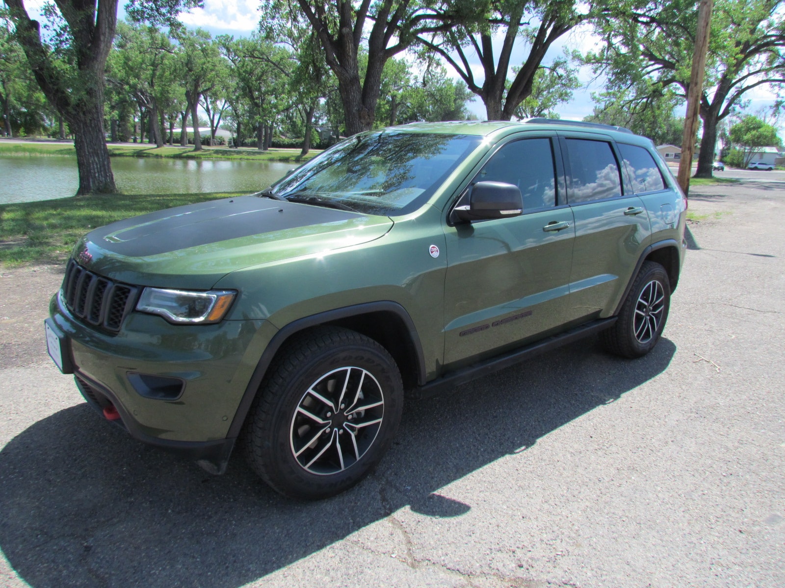 Used 2020 Jeep Grand Cherokee Trailhawk with VIN 1C4RJFLG4LC341484 for sale in Miles City, MT
