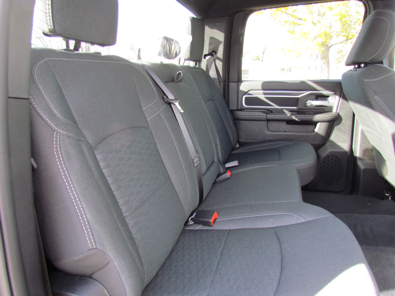 2026 RAM 3500 Big Horn - Photo 13