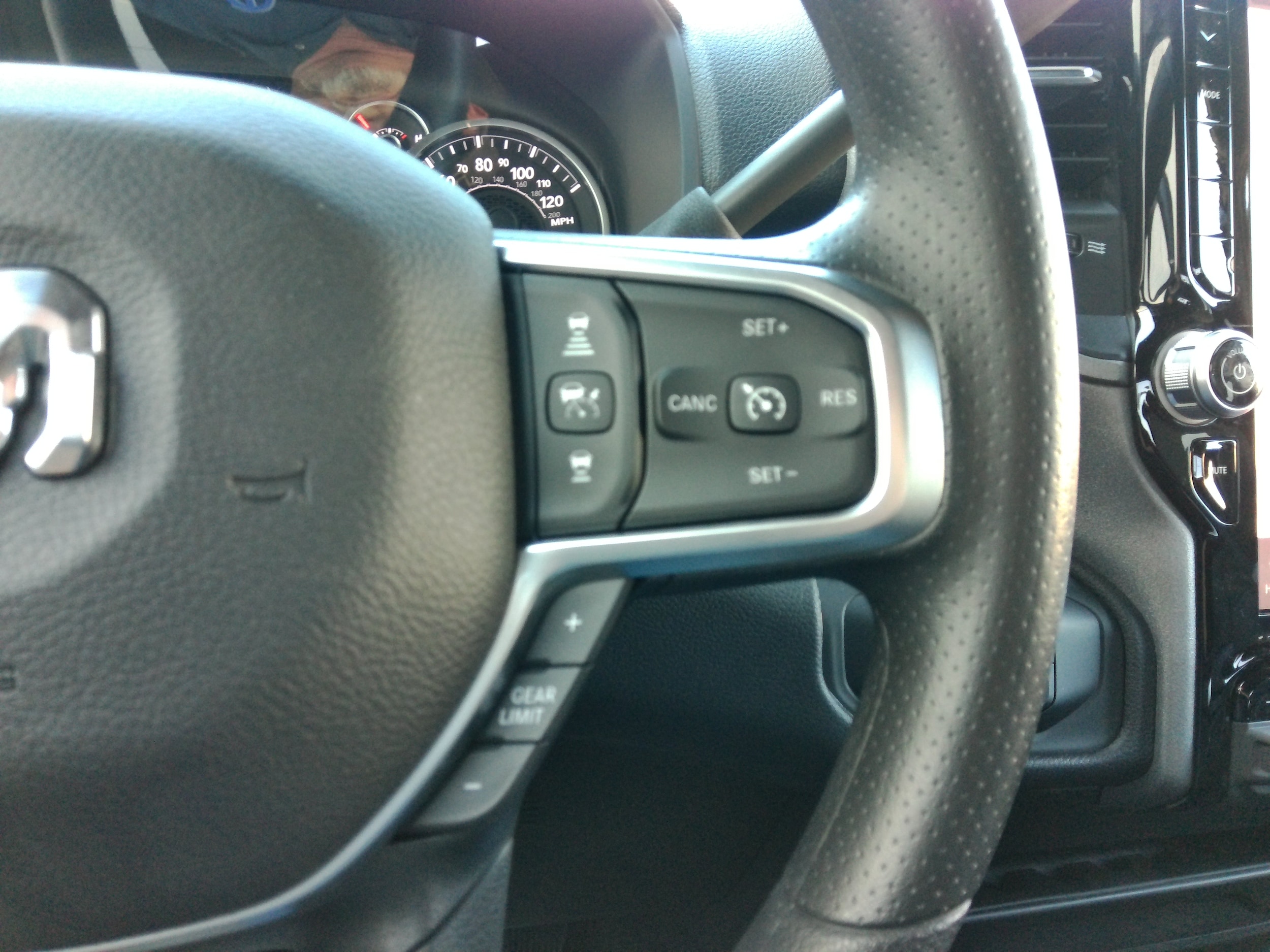 2026 RAM 3500 Tradesman - Photo 15