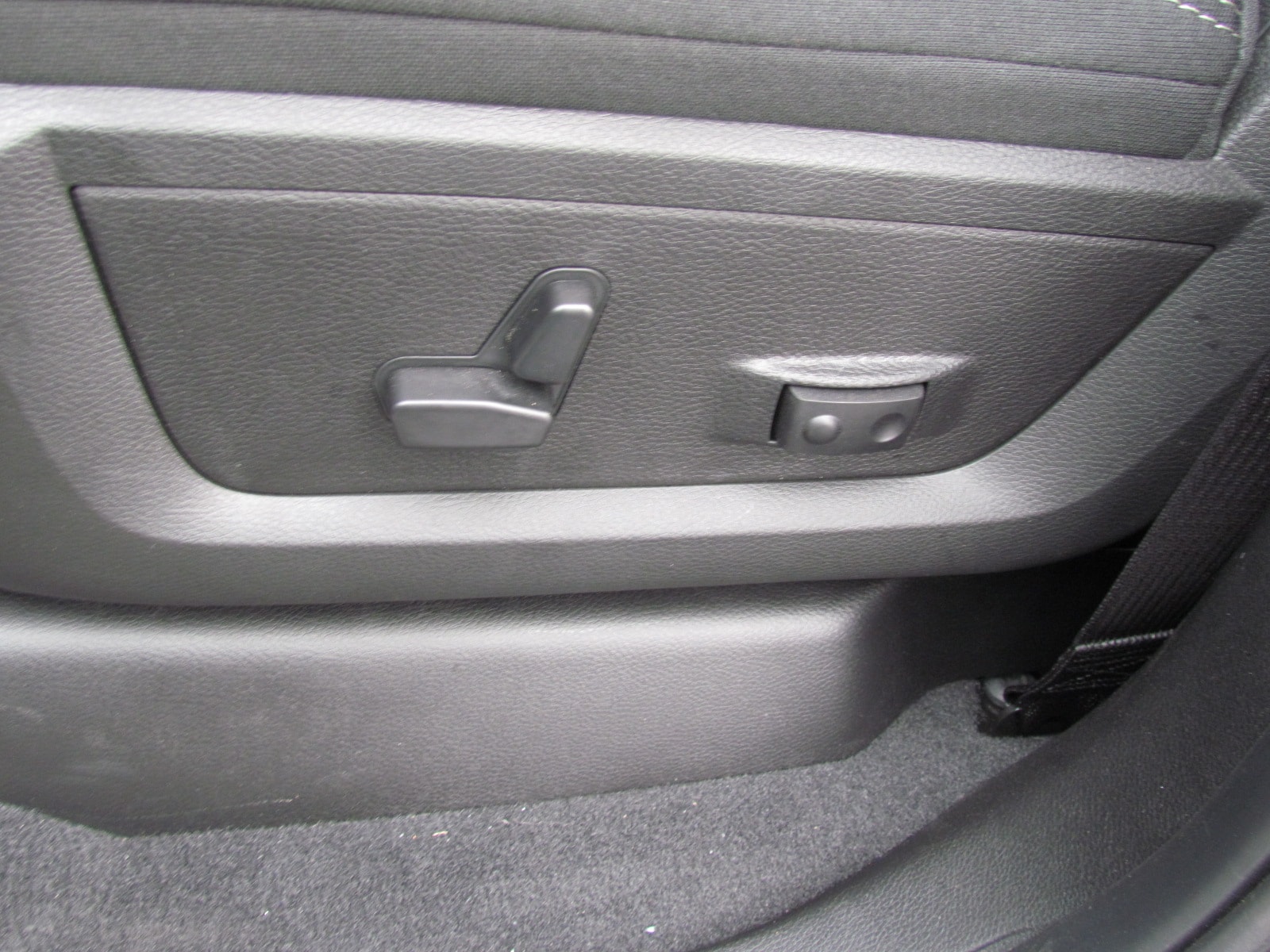 2026 RAM 3500 Big Horn - Photo 16