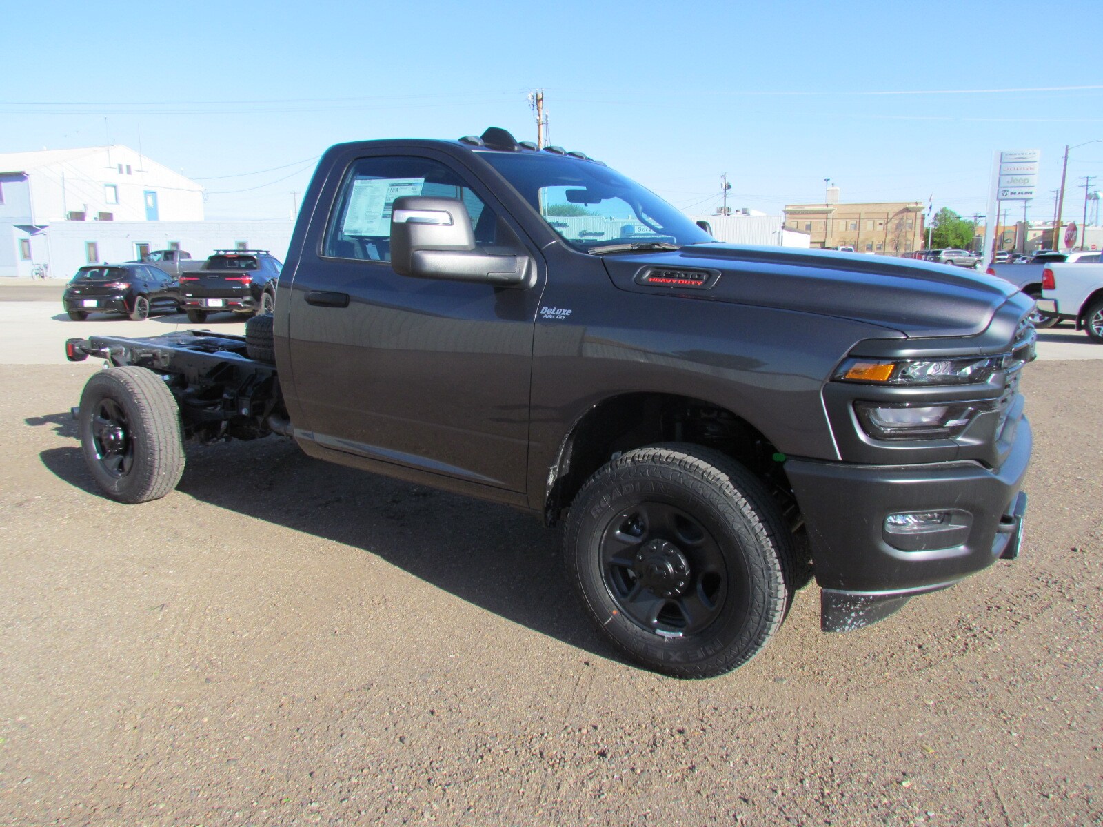 2025 Ram 3500 Tradesman photo 4