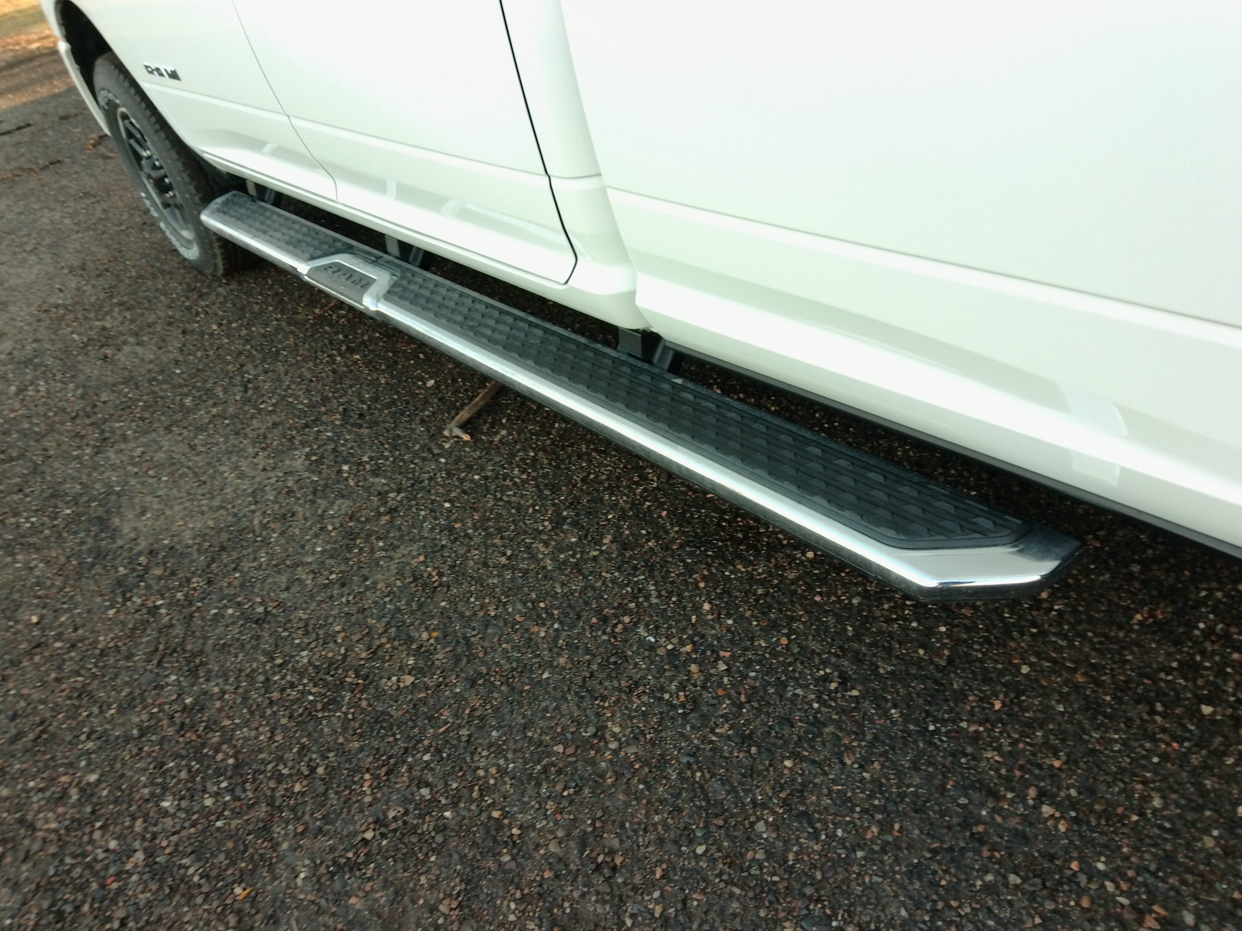 2026 RAM 3500 Laramie - Photo 7