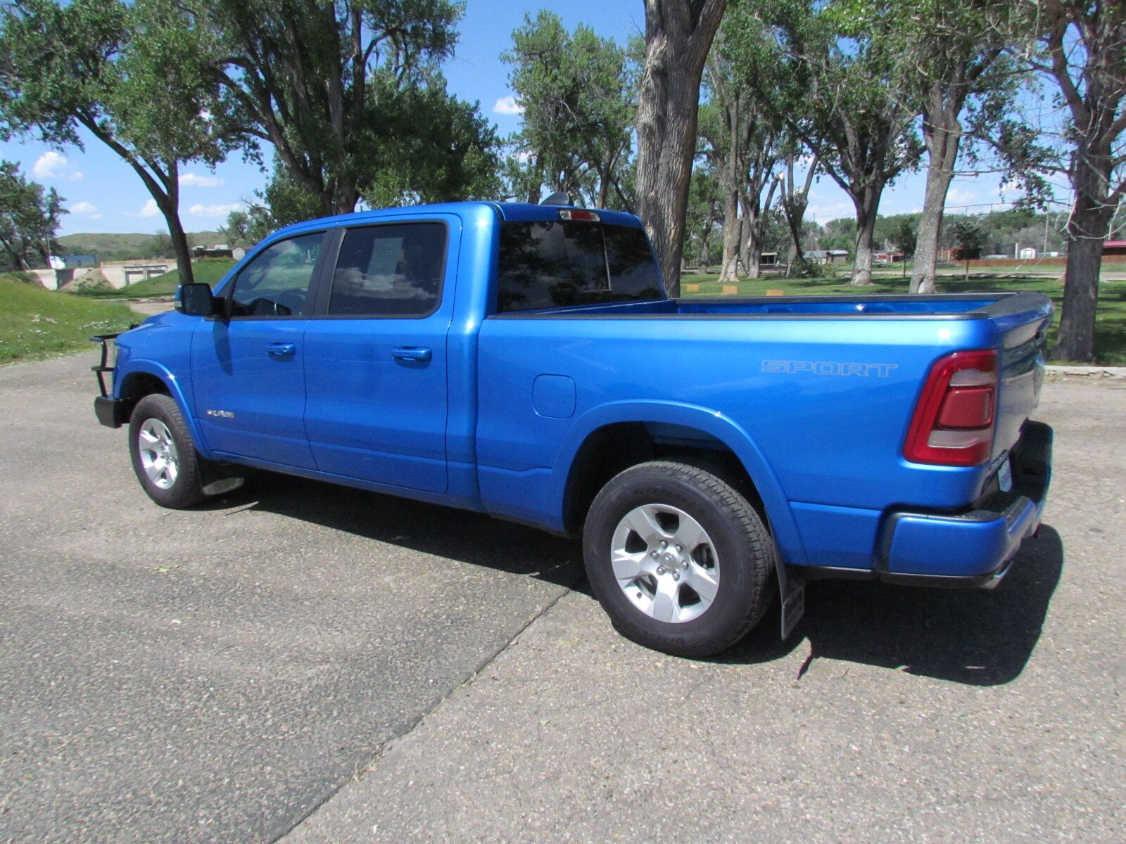 2021 Ram 1500 Laramie photo 4