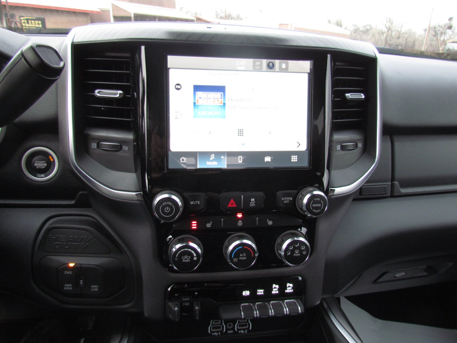 2026 RAM 3500 Big Horn - Photo 10