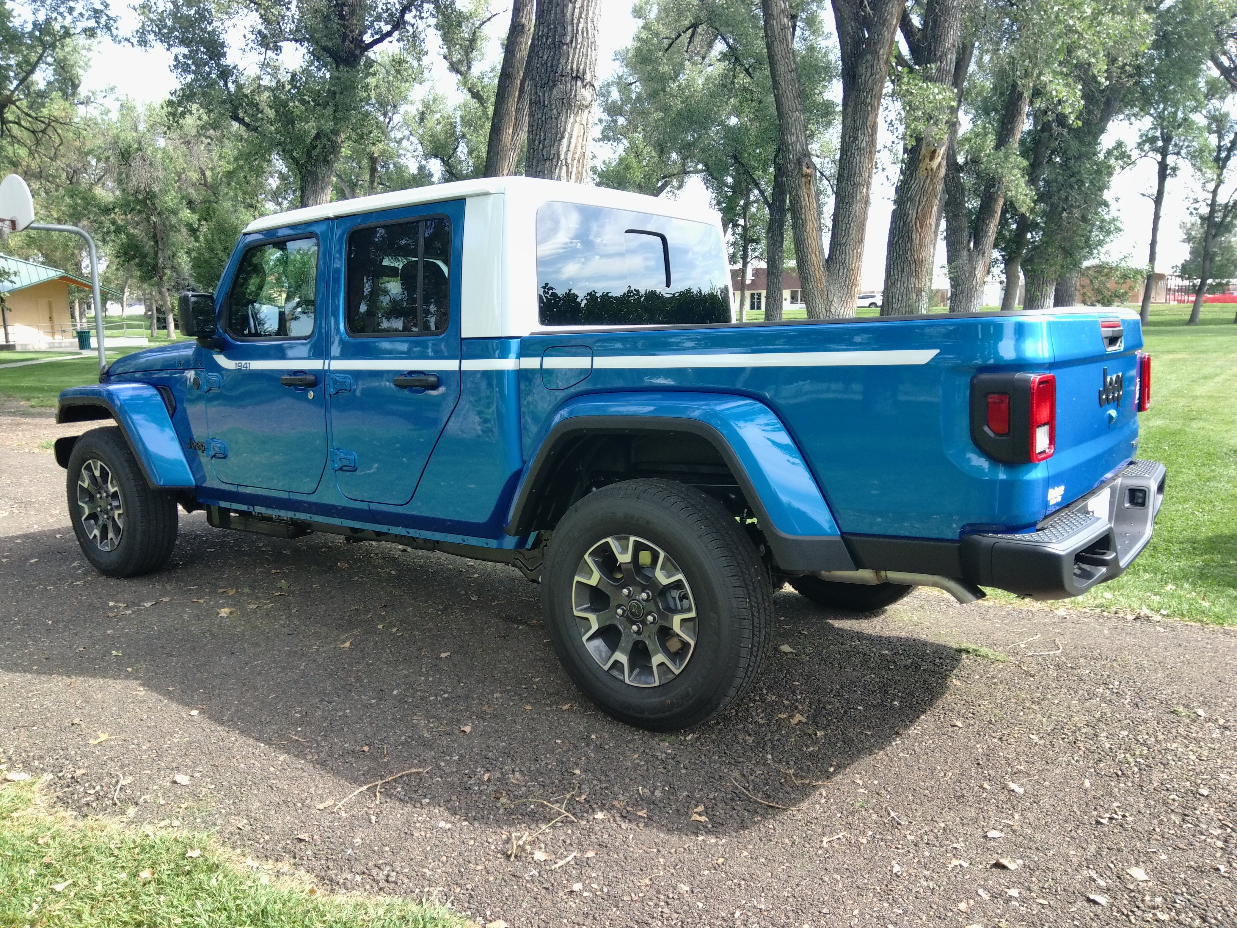 2026 Jeep Gladiator SPORT 4X4 Pickup
