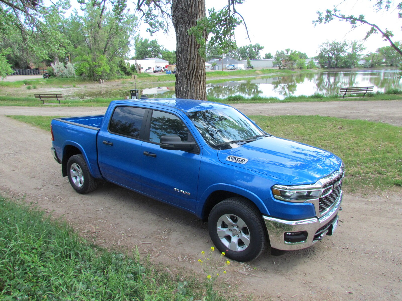 2025 Ram 1500 Big Horn photo 4