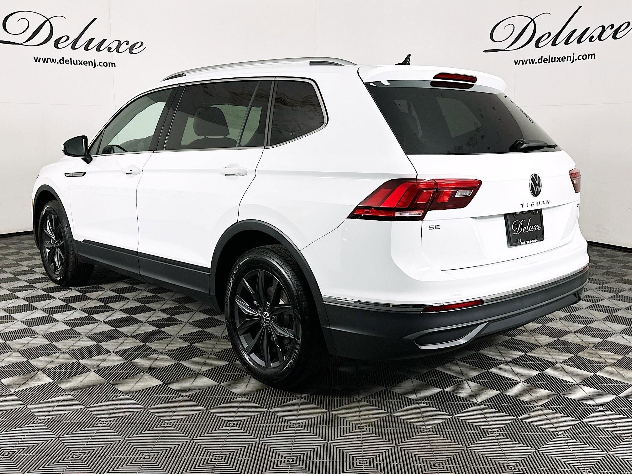 2024 Volkswagen Tiguan SE Wolfsburg Edition photo 4