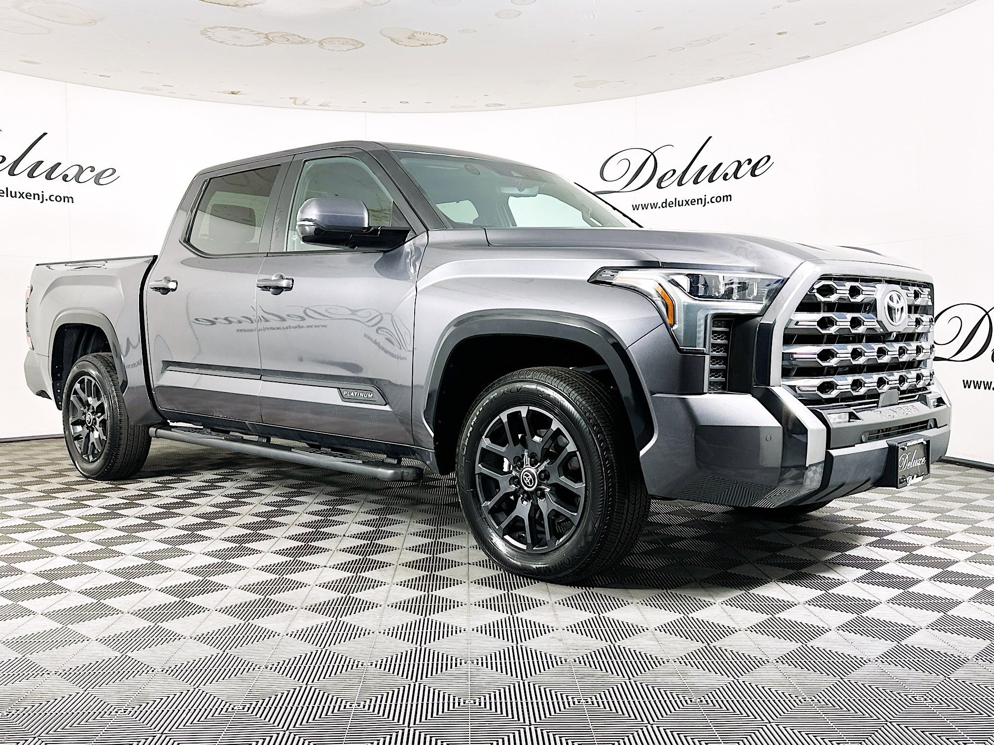 2024 Toyota Tundra Platinum's photo