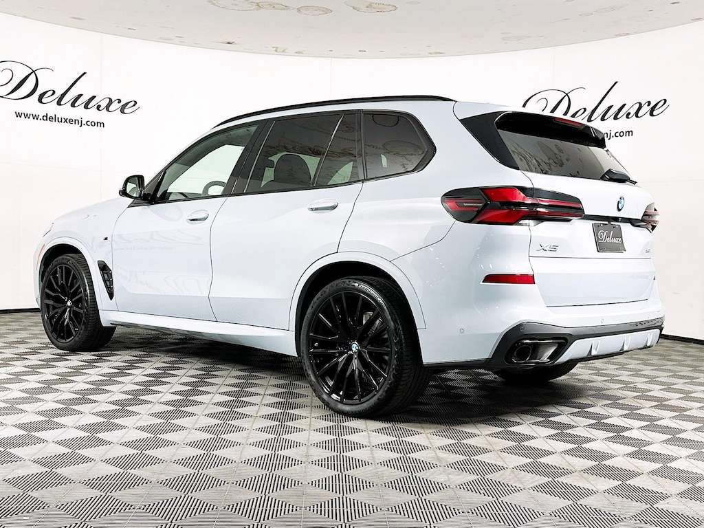 Used 2024 BMW X5 xDrive40i Premium M Sport SUV,