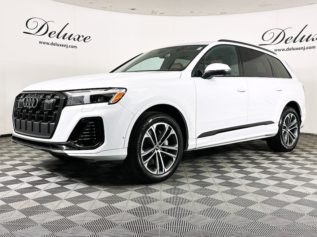 Used 2025 Audi Q7 45 TFSI Premium Plus Quattro SUV,
