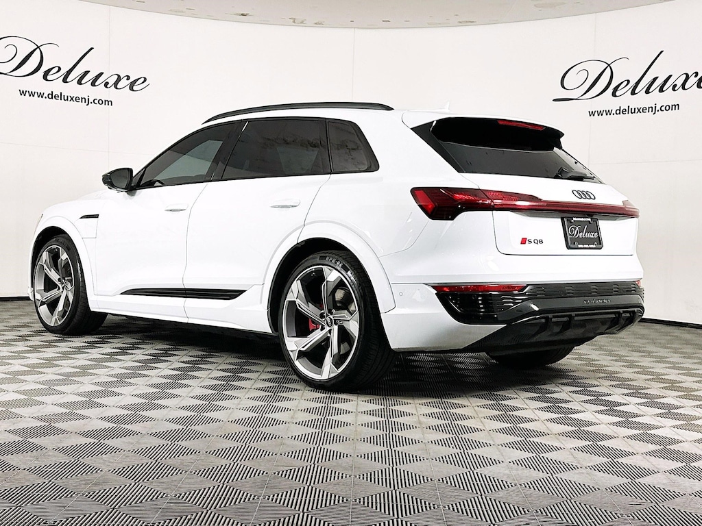 Used 2024 Audi SQ8 e-tron Premium Plus Black Optic Quattro SUV,