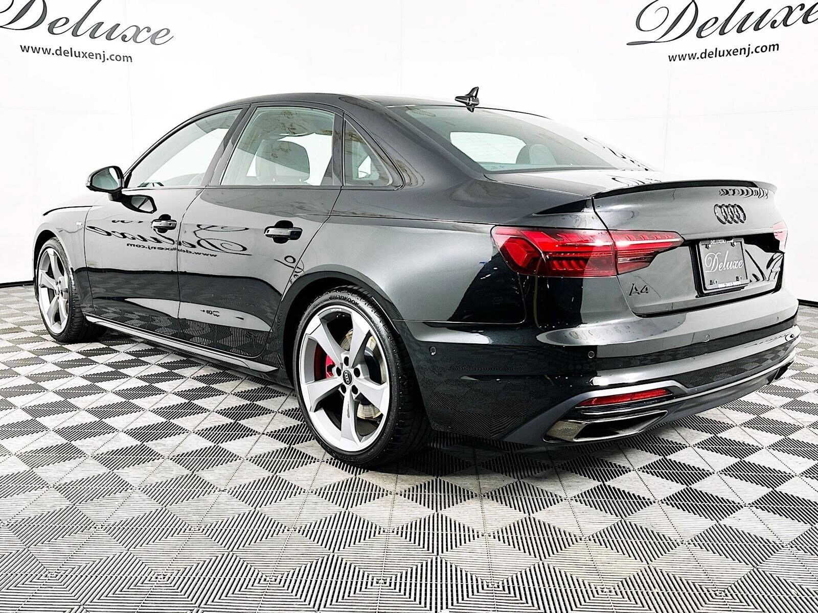 2024 Audi A4 45 TFSI S line Prestige Quattro photo 4