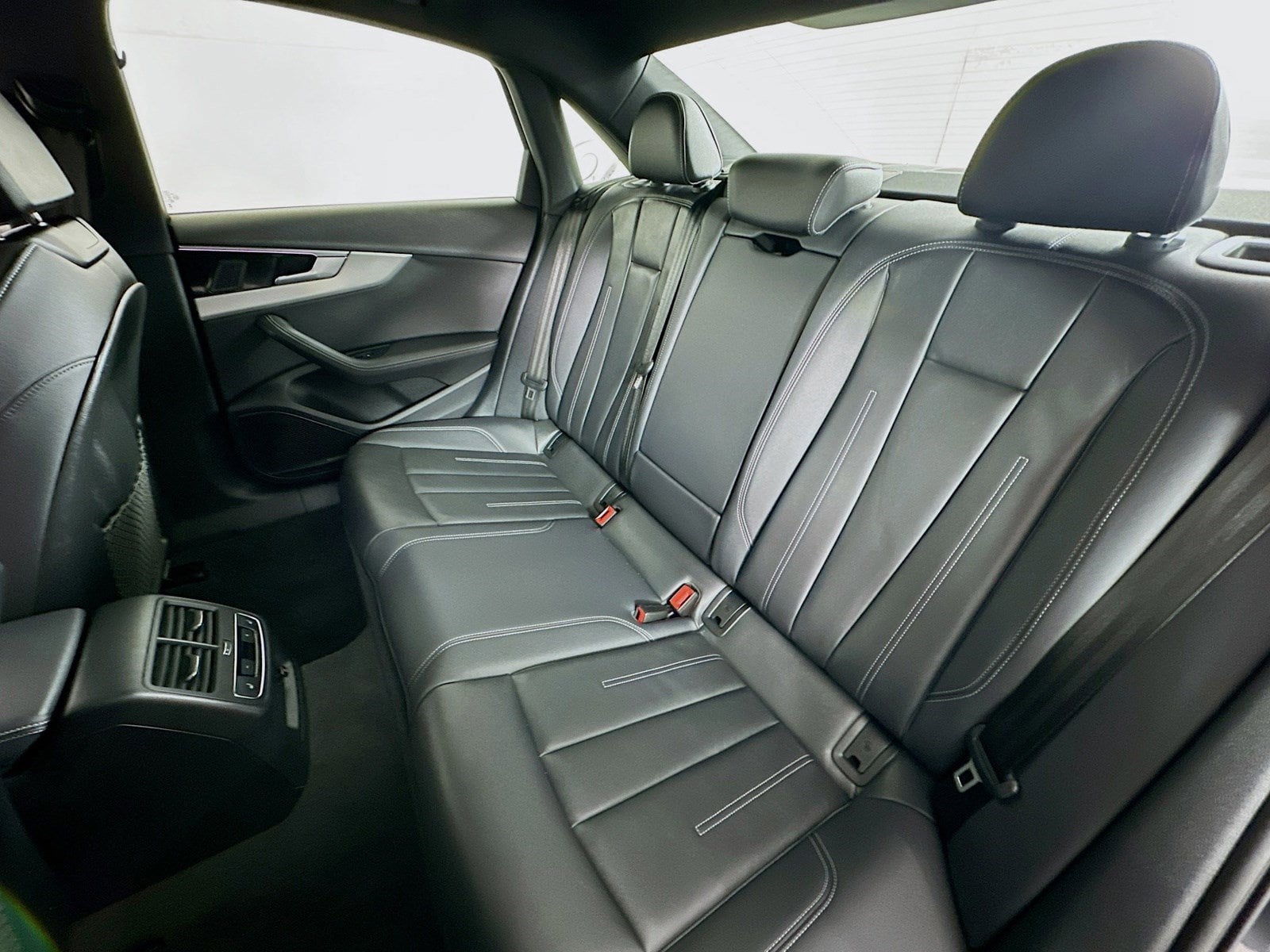 2024 Audi A4 Prestige - Photo 25
