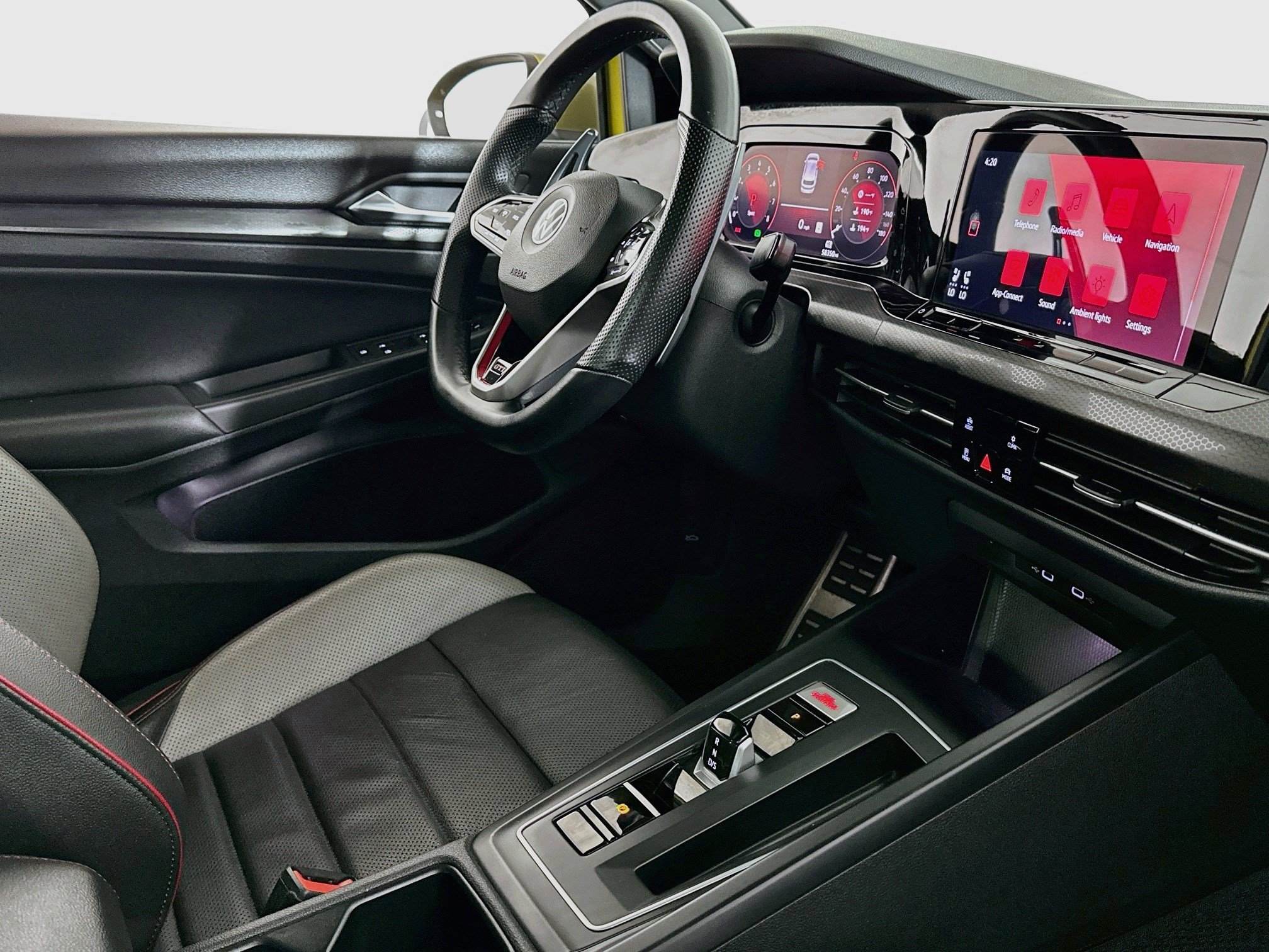 2022 Volkswagen Golf GTI 27