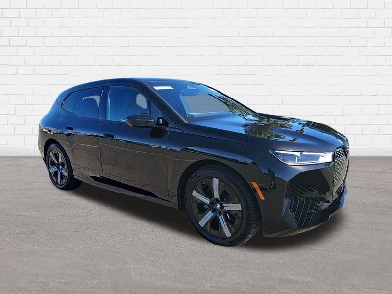 2023 BMW iX Base's photo
