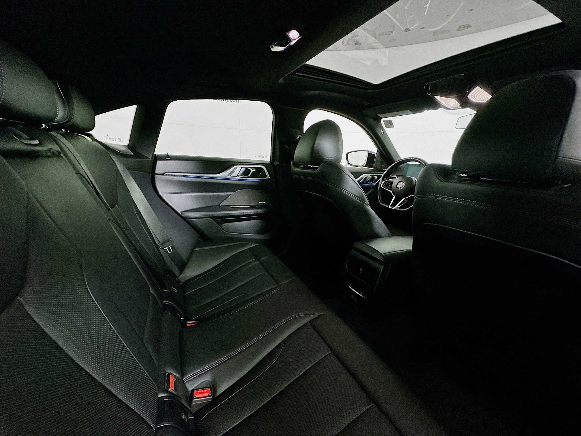 2025 BMW 4 Series 27