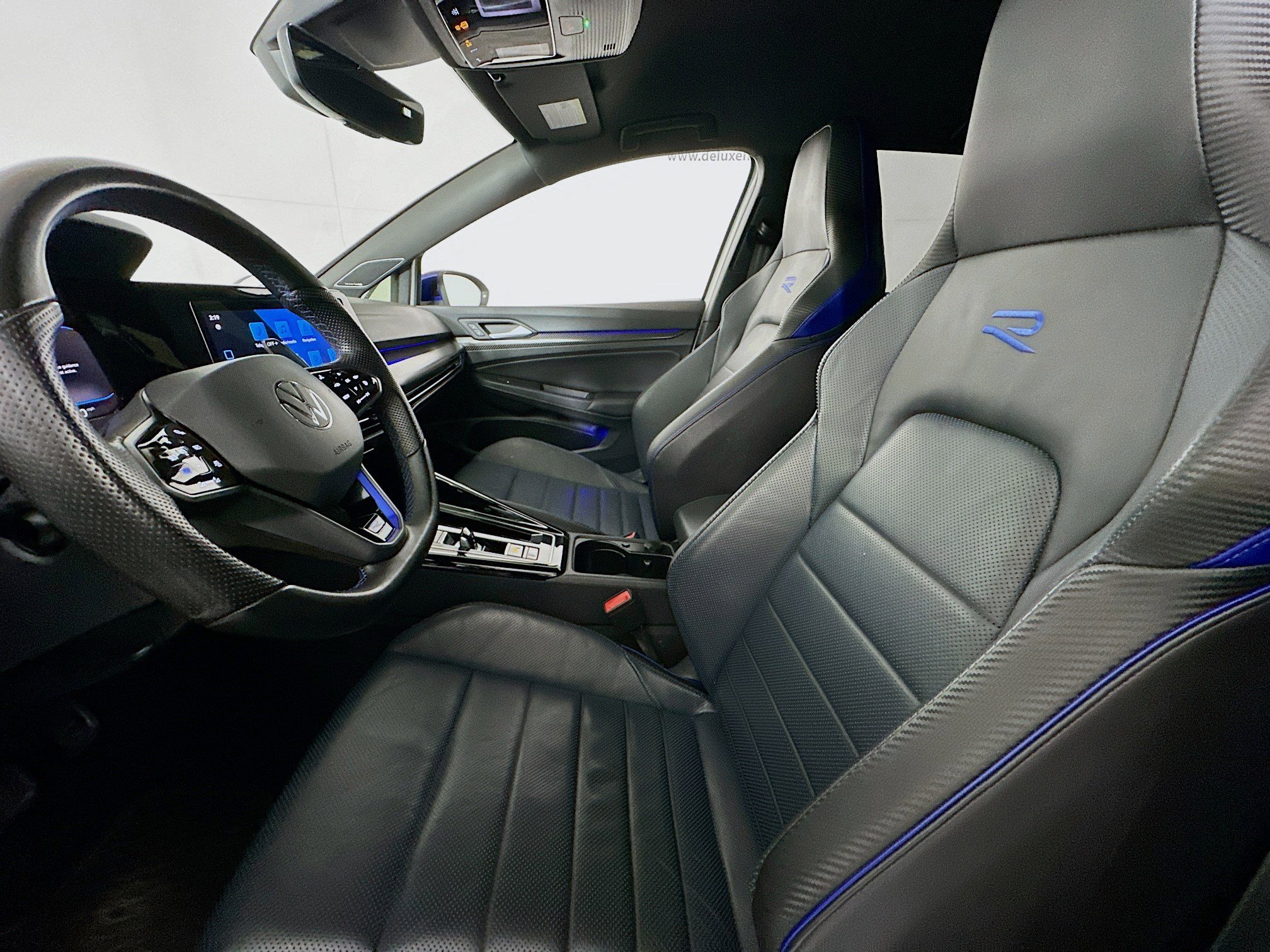 2023 Volkswagen Golf R 17