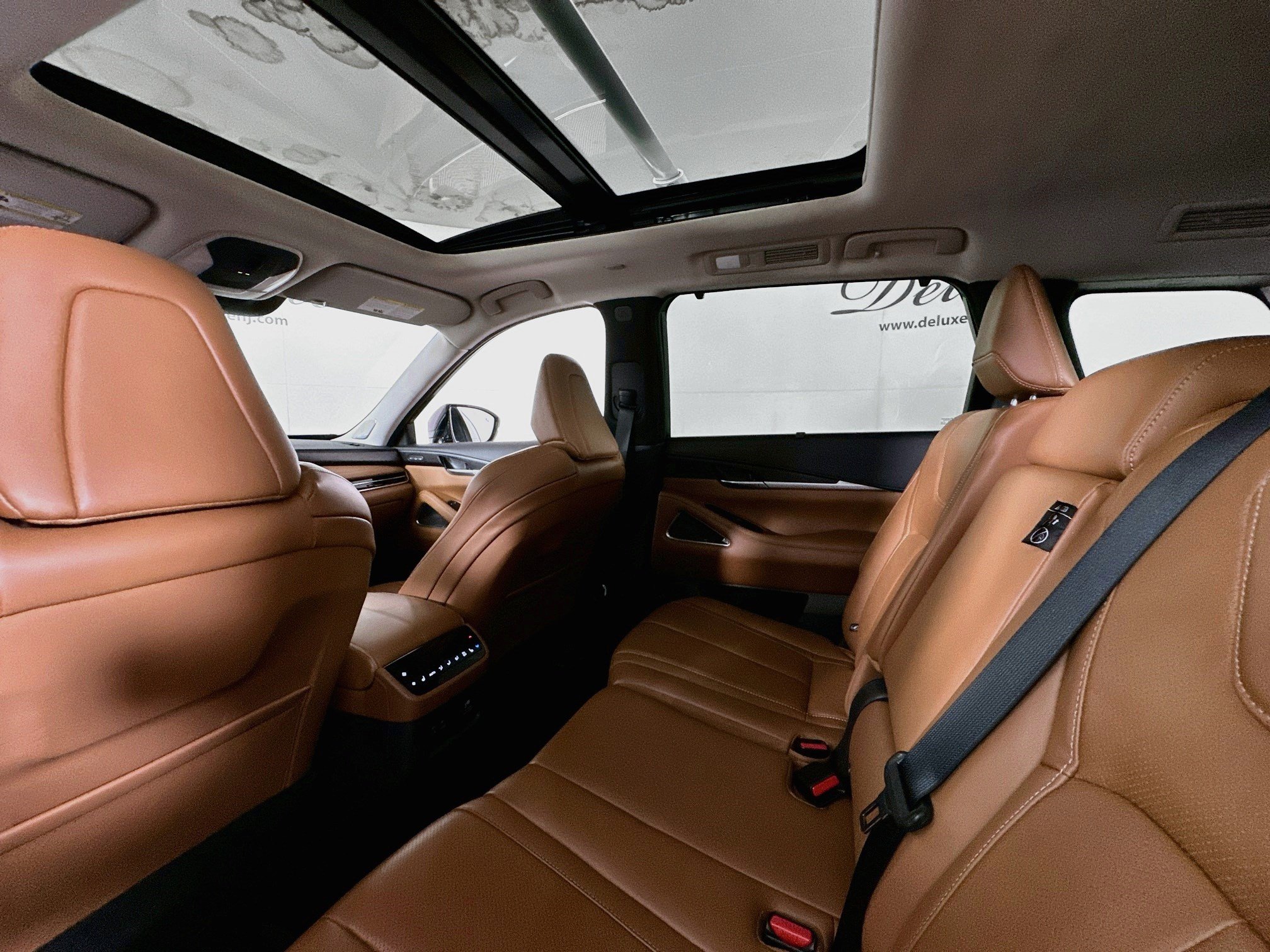 2025 INFINITI QX60 24