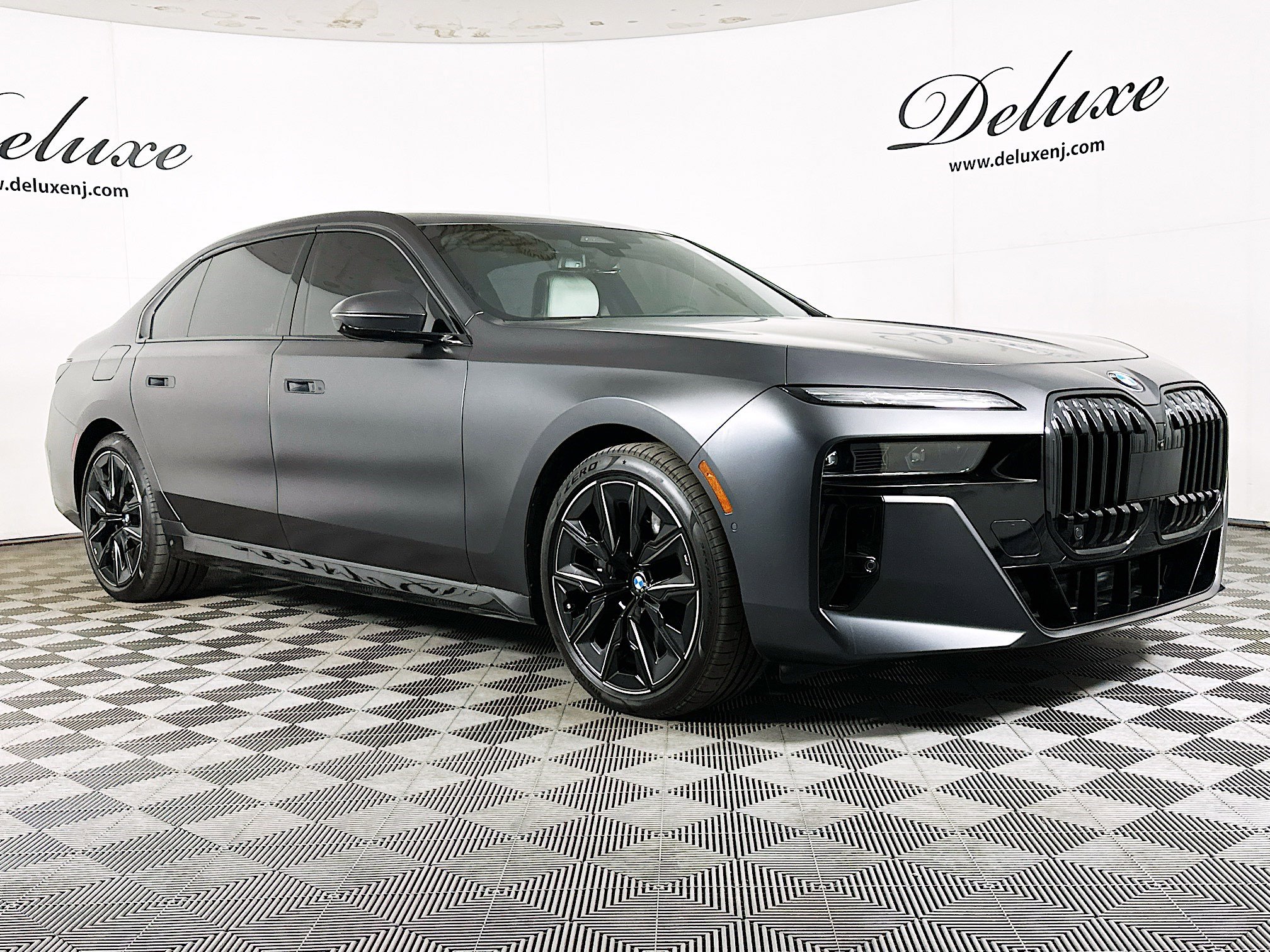 2023 BMW 7 Series 760i xDrive's photo
