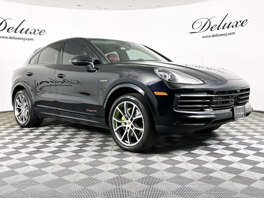 Used 2022 Porsche Cayenne E-Hybrid AWD Coupe SUV,