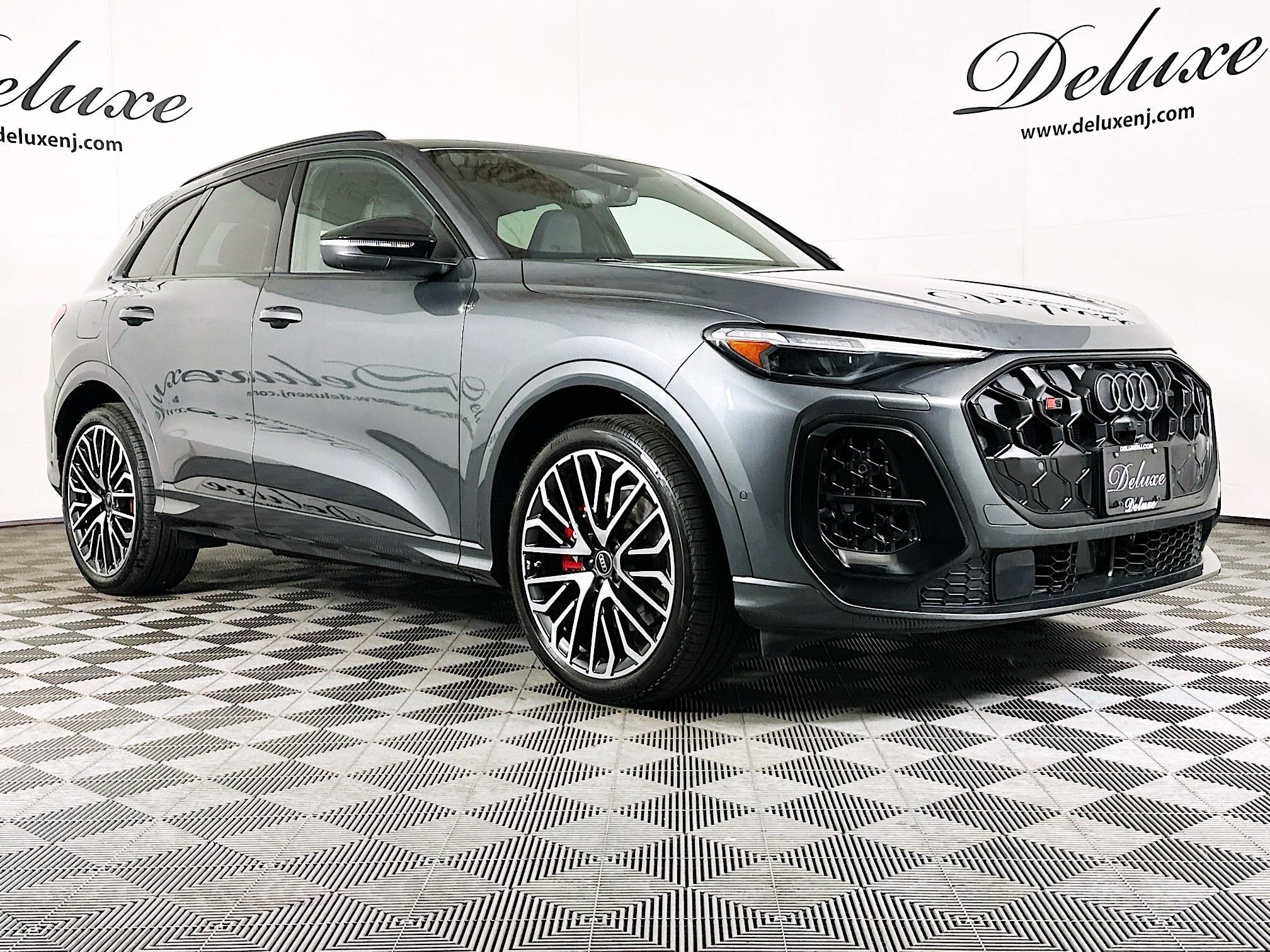 2025 Audi SQ5 Premium Plus's photo
