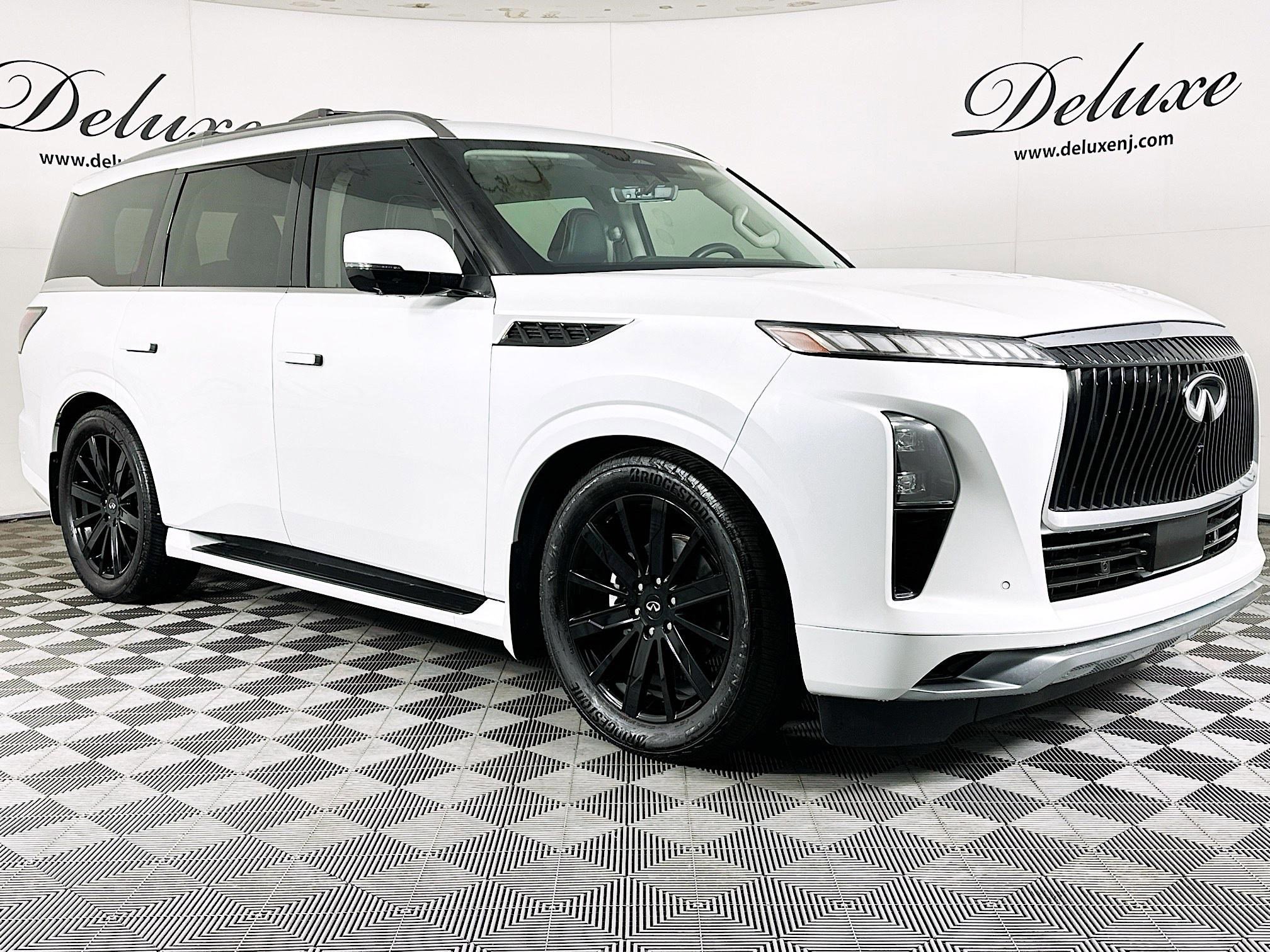 2025 INFINITI QX80 Luxe 4WD's photo