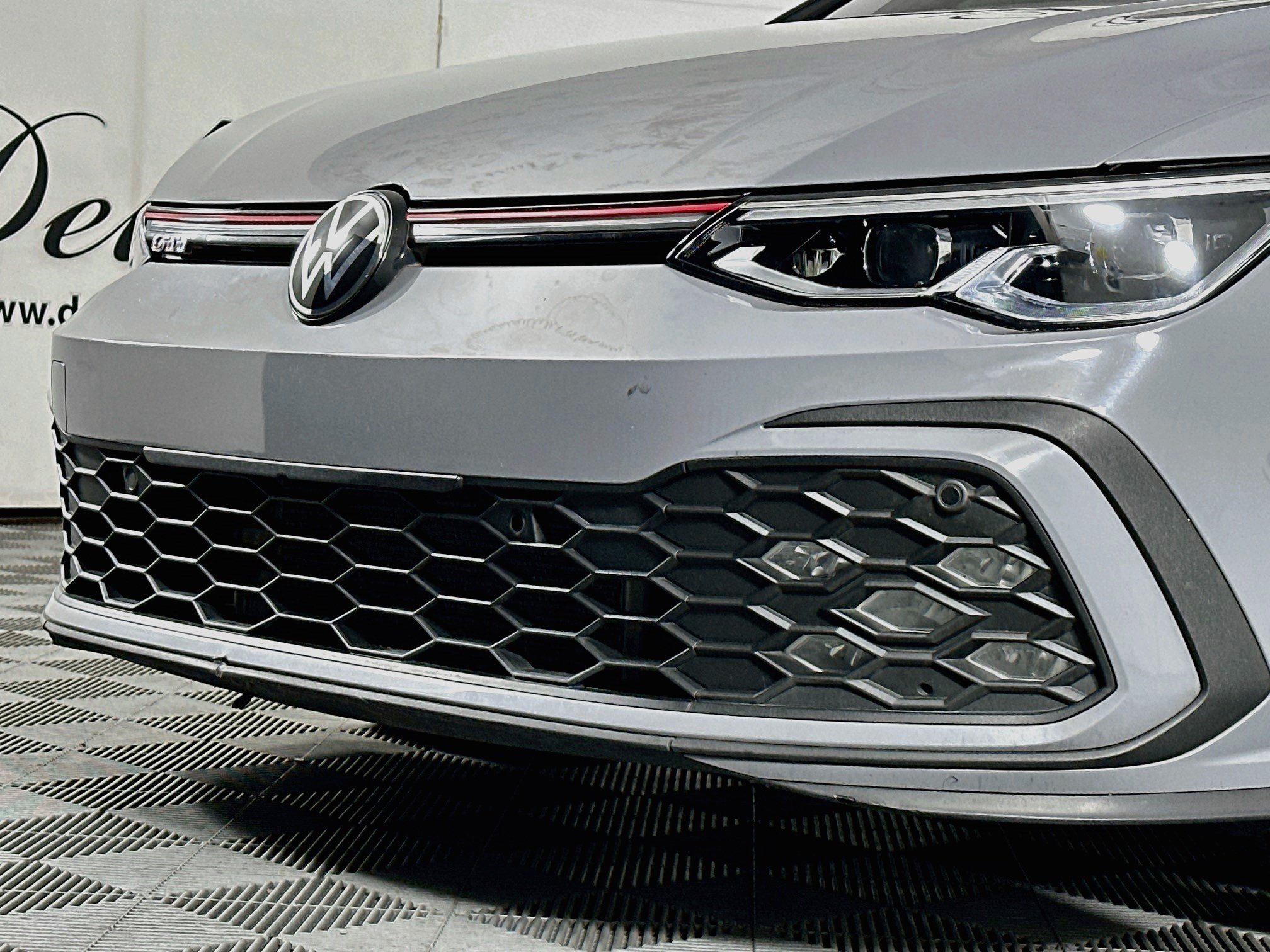 2023 Volkswagen Golf GTI 32