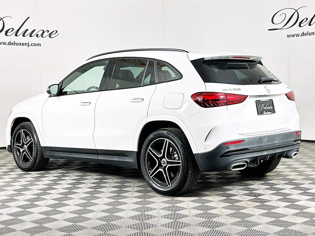 Used 2024 Mercedes-Benz GLA-Class GLA 250 AMG Line Night 4MATIC SUV,