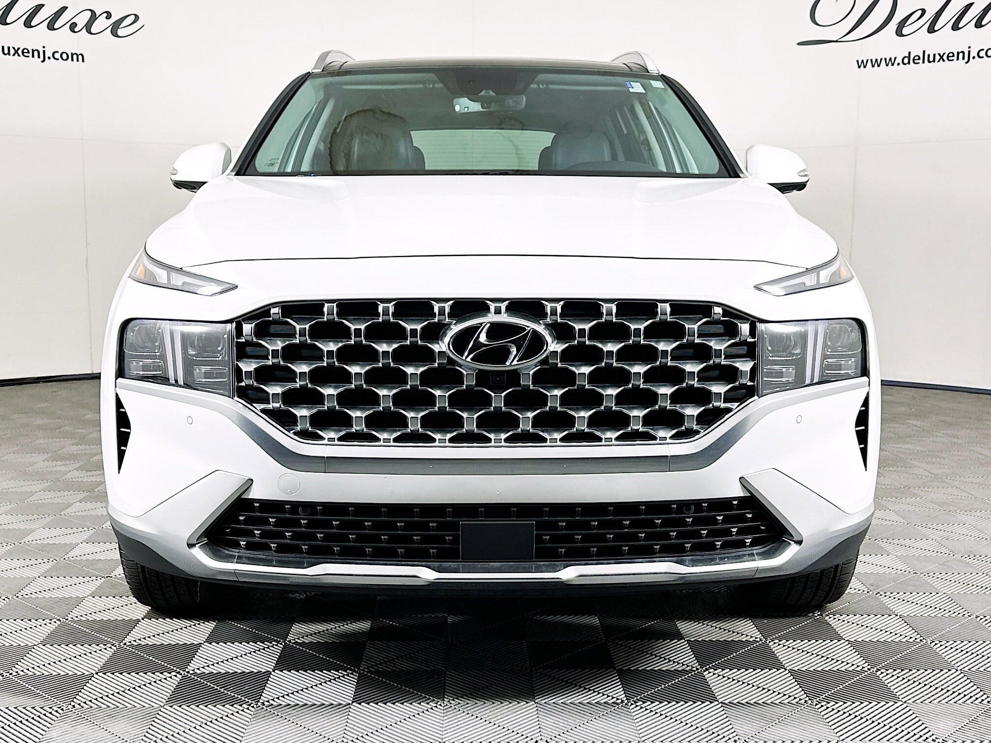 2022 Hyundai Santa Fe Limited photo 2