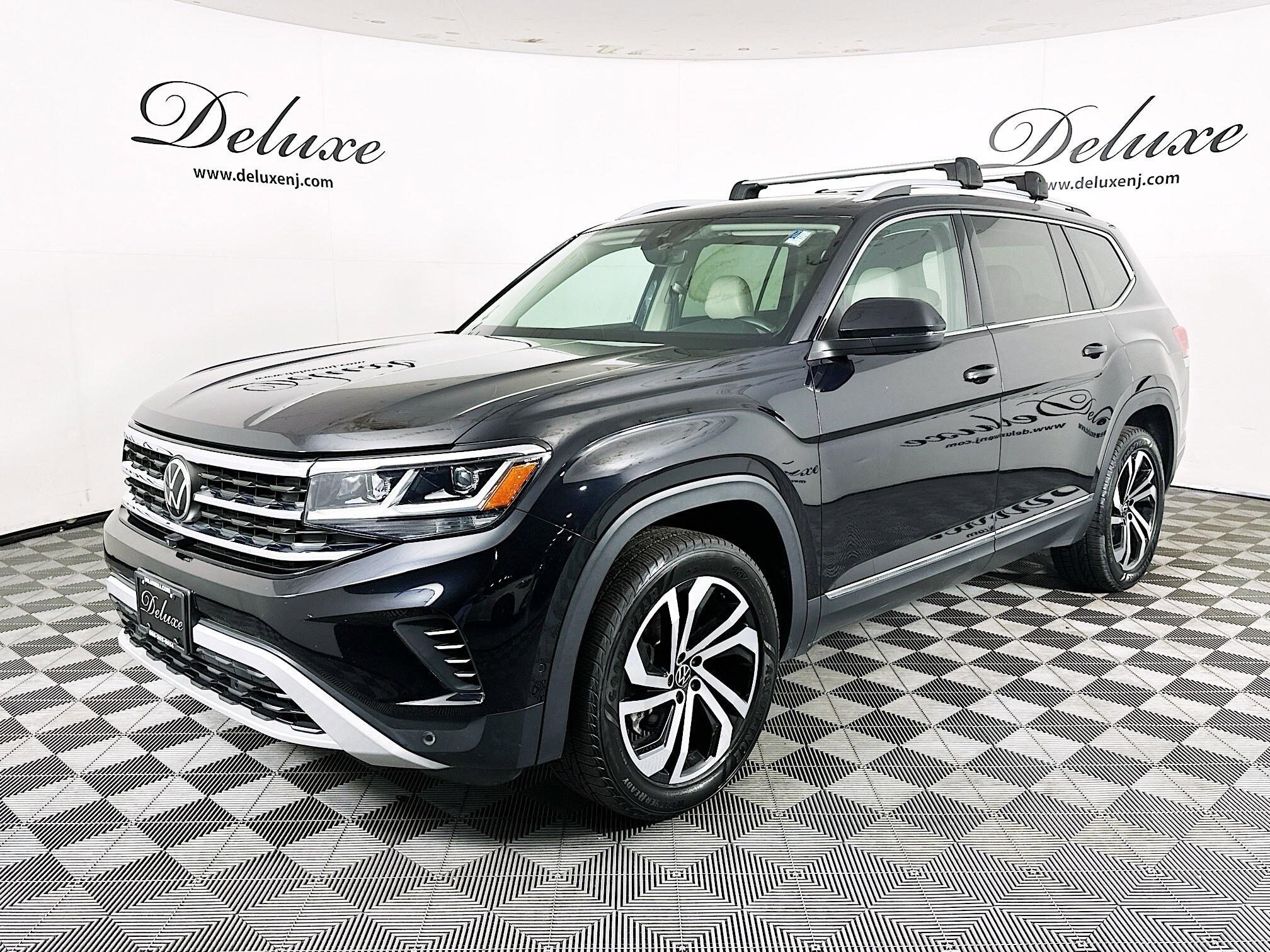2021 Volkswagen Atlas SEL Premium photo 3