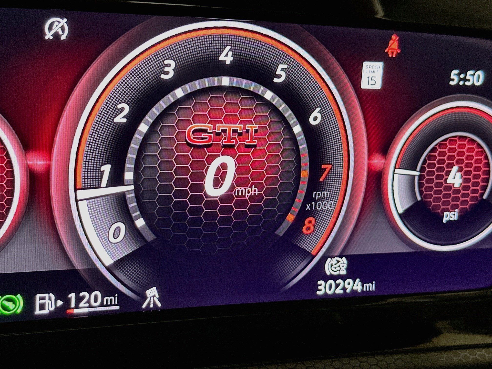 2023 Volkswagen Golf GTI 8