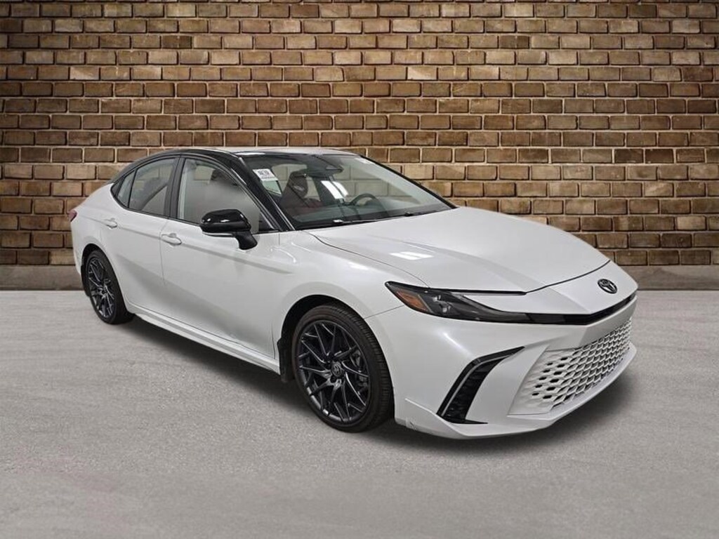 Used 2025 Toyota Camry 2.5L XSE Sedan,