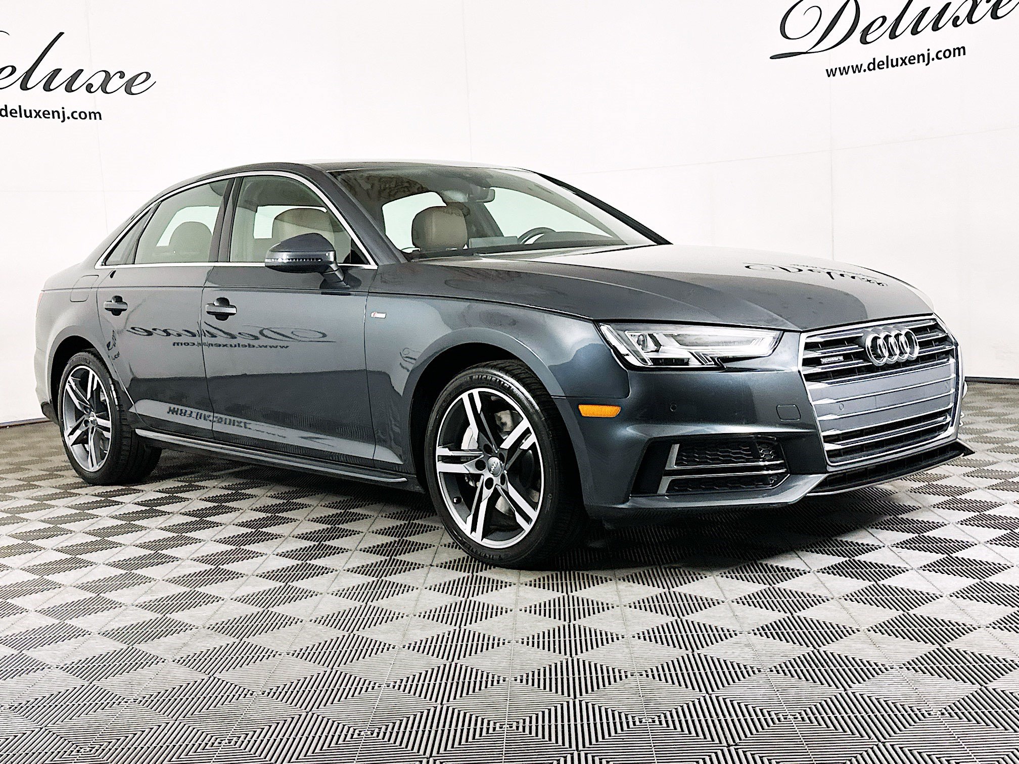 2017 Audi A4 2.0T quattro S tronic Premium Plus's photo