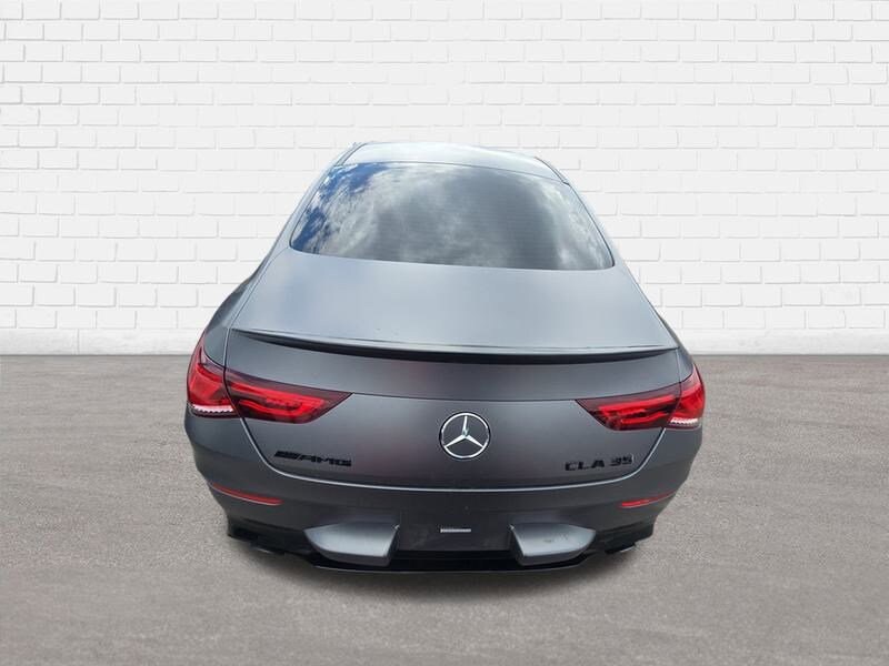 2022 Mercedes Benz CLA 35 AMG photo 4