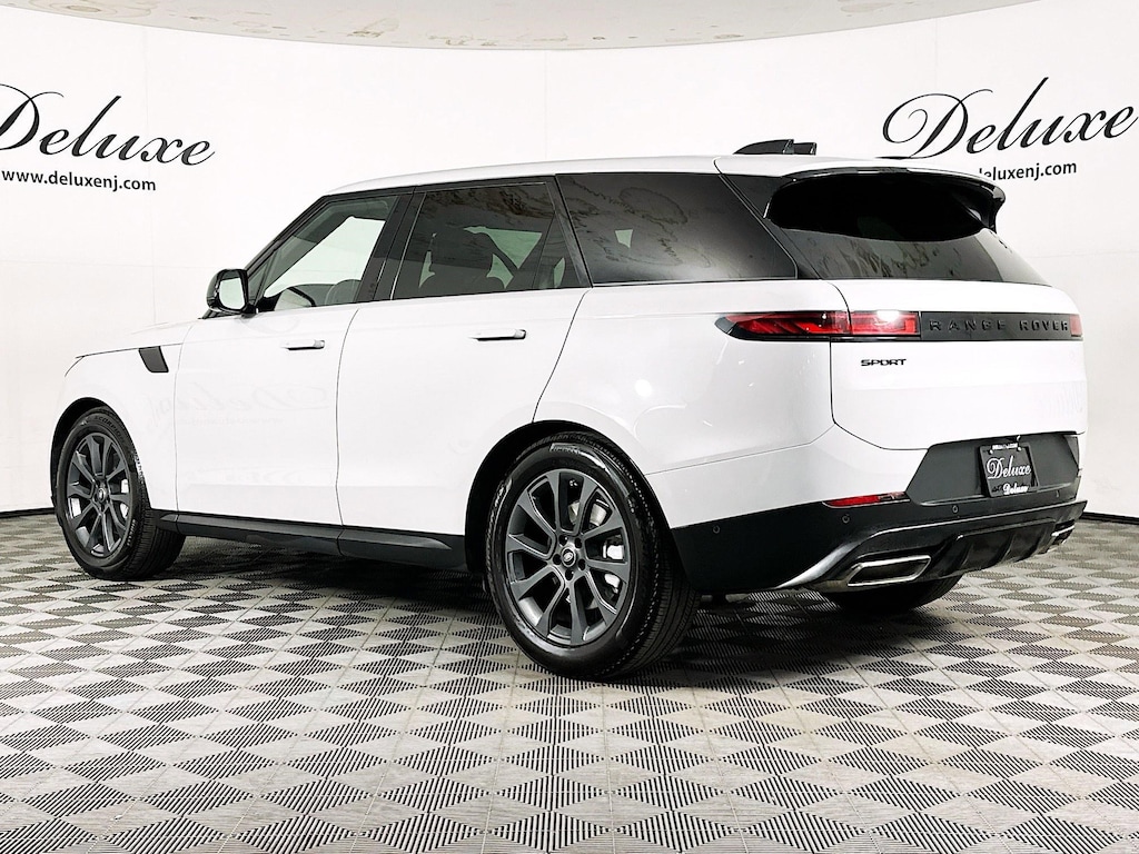 Used 2025 Land Rover Range Rover Sport 3.0L SE 360PS AWD SUV,
